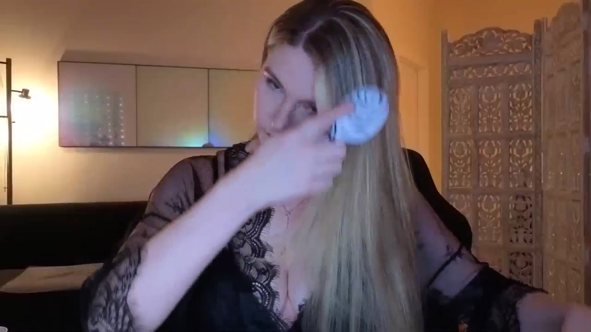 Gallery image thumbnail from JinnaWhite's myfreecams stream on, 11/23/2025, 06:09 image 2 of 20