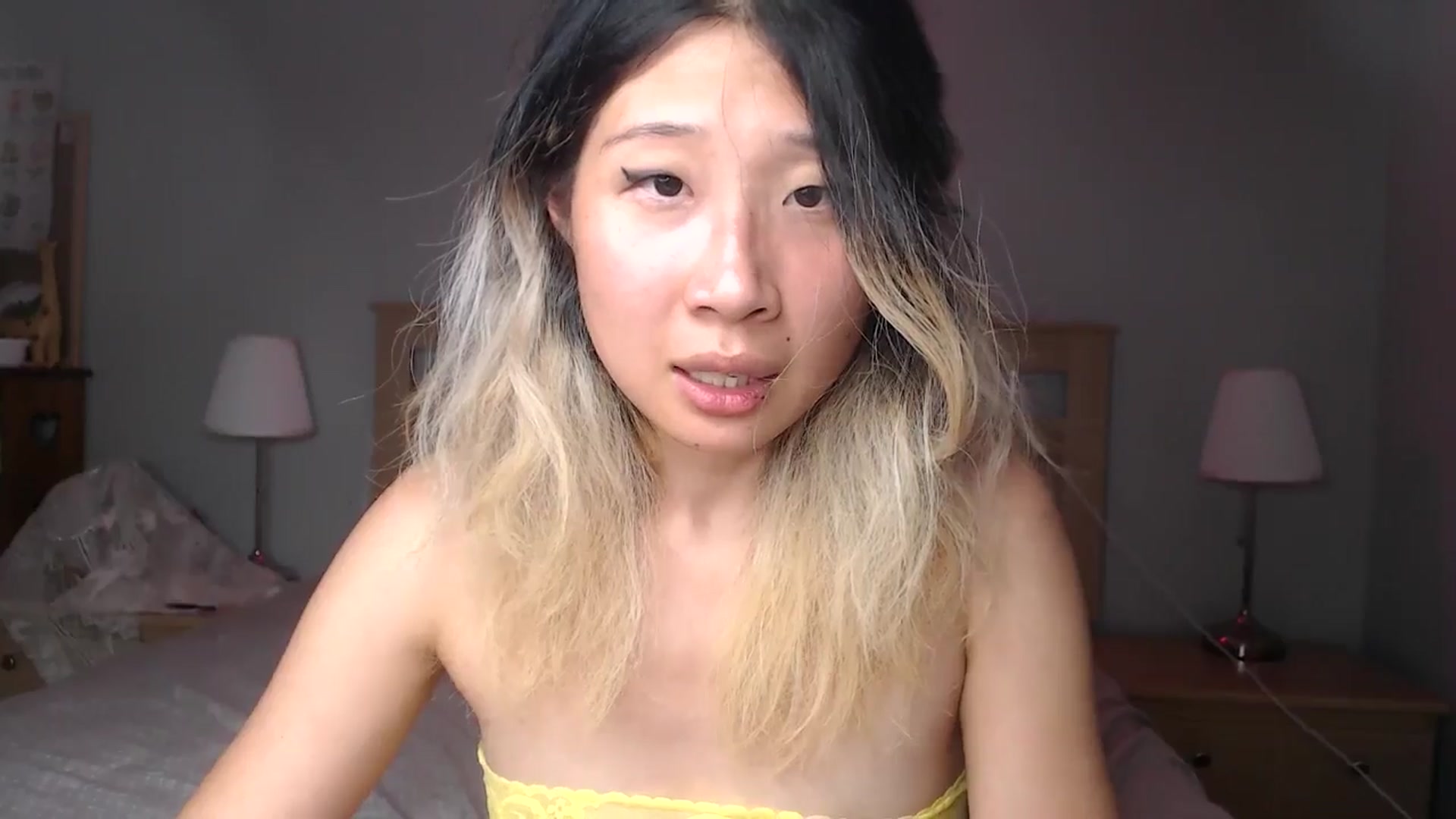 Gallery image thumbnail from Jiwoo's myfreecams stream on, 09/18/2025, 01:05 image 20 of 20