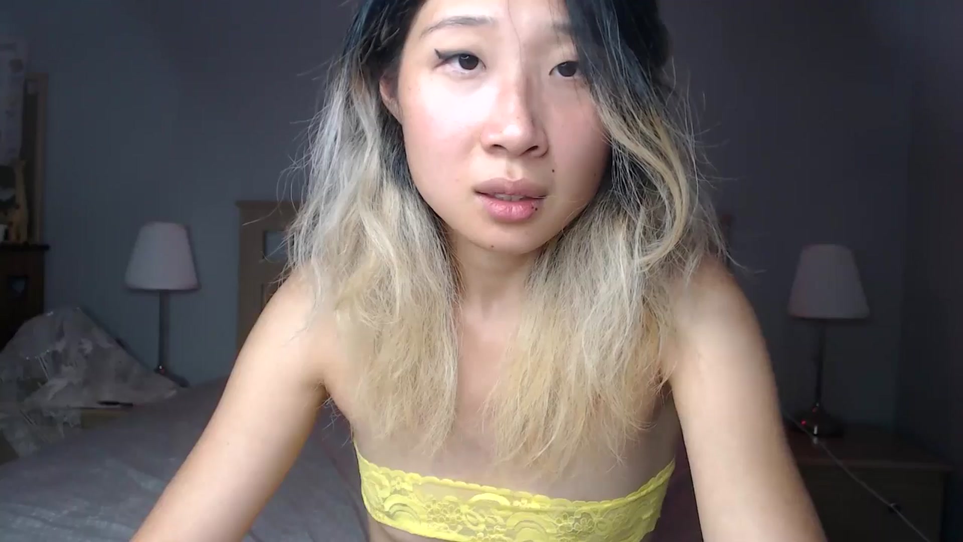 Gallery image thumbnail from Jiwoo's myfreecams stream on, 09/18/2025, 01:05 image 16 of 20