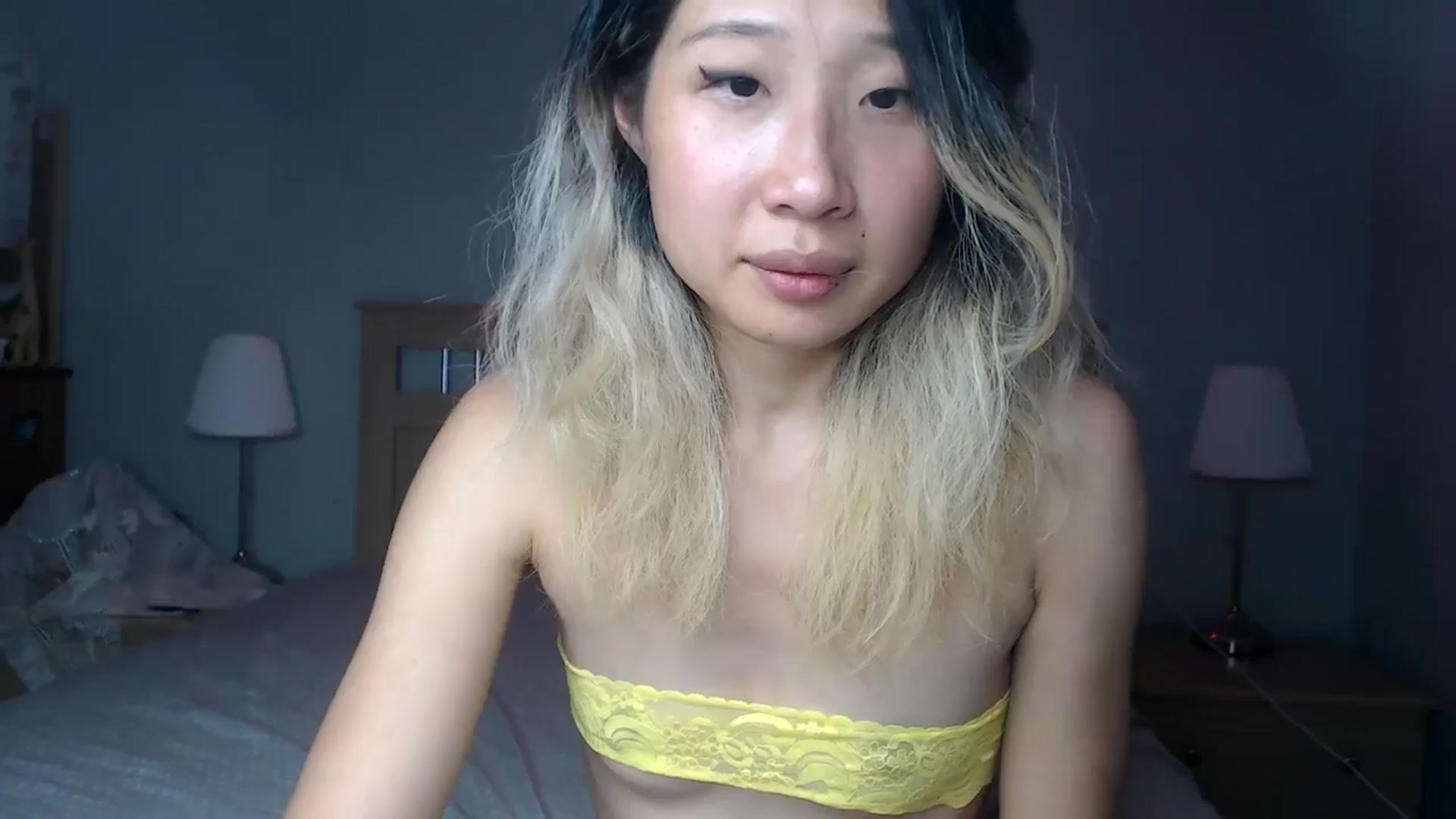 Gallery image thumbnail from Jiwoo's myfreecams stream on, 09/18/2025, 01:05 image 12 of 20