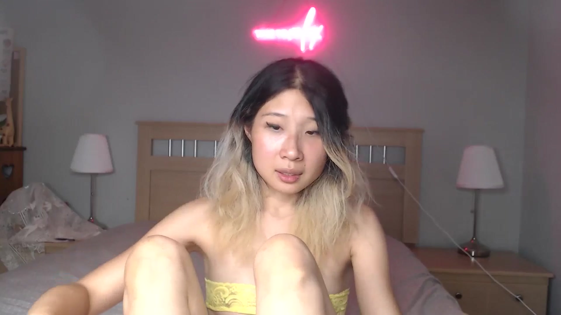 Gallery image thumbnail from Jiwoo's myfreecams stream on, 09/18/2025, 01:05 image 19 of 20