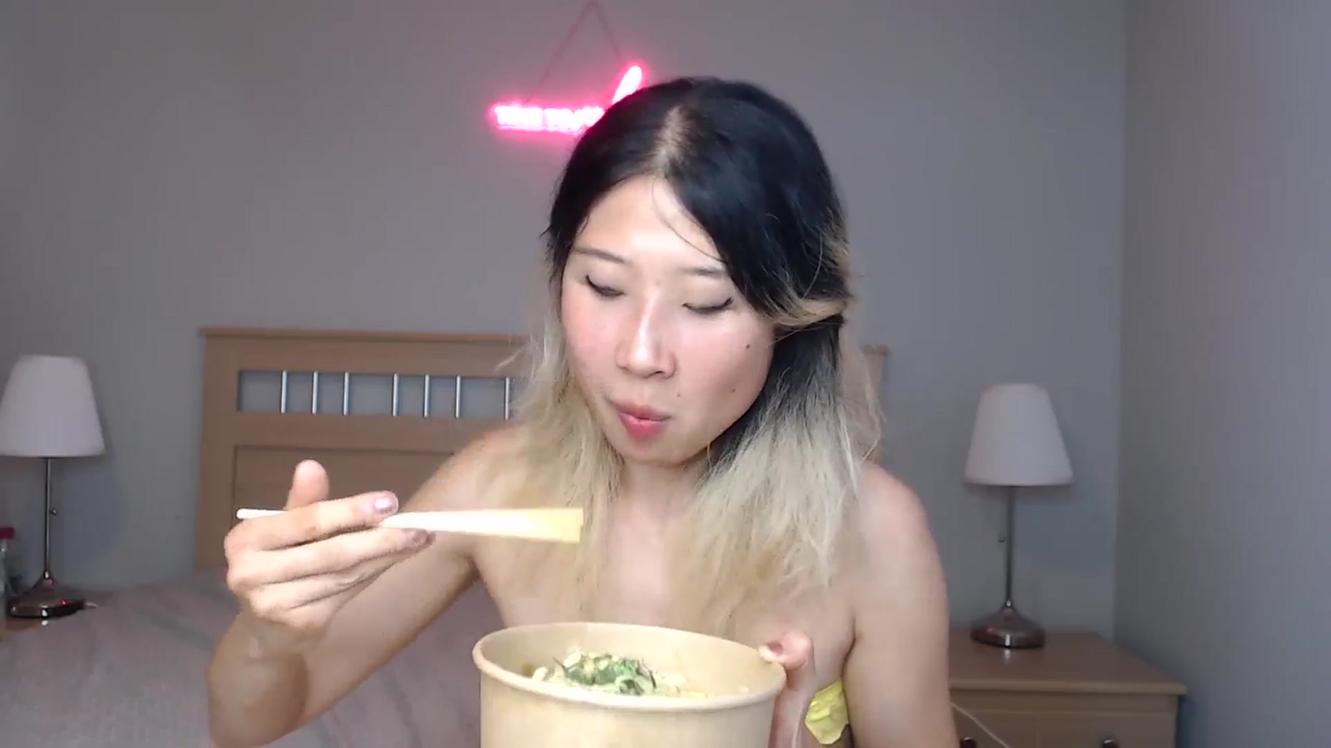 Gallery image thumbnail from Jiwoo's myfreecams stream on, 09/18/2025, 16:37 image 6 of 20