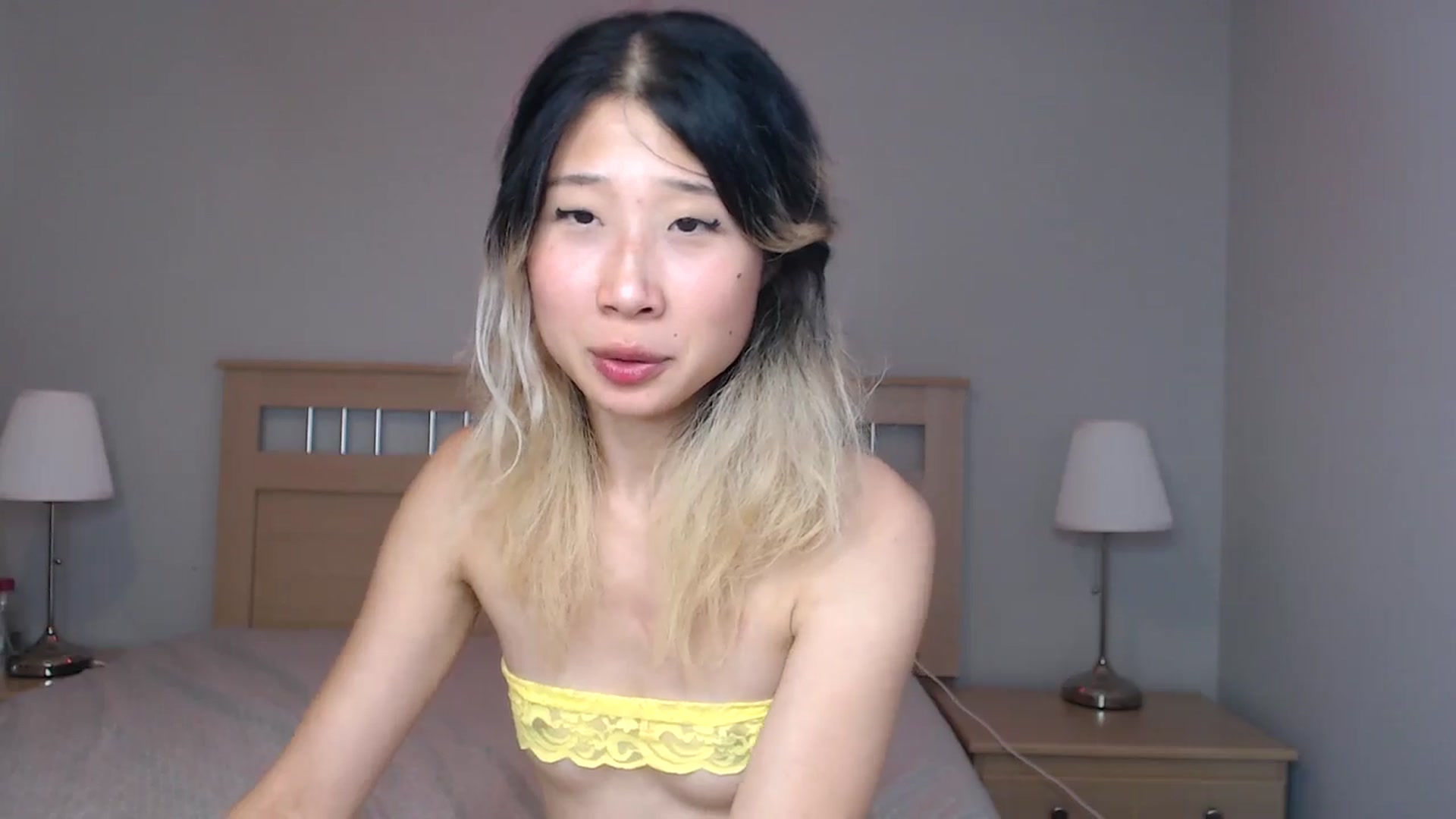Gallery image thumbnail from Jiwoo's myfreecams stream on, 09/18/2025, 16:37 image 2 of 20