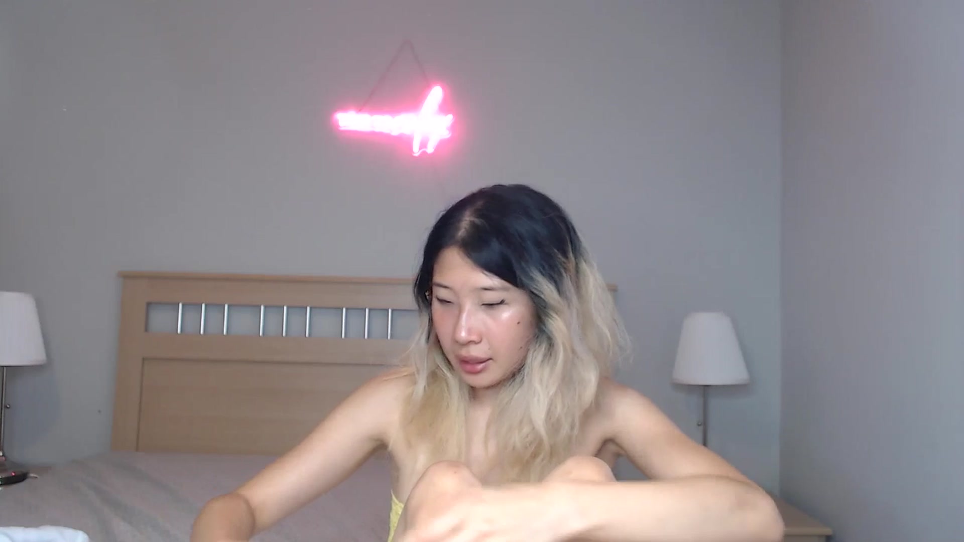 Gallery image thumbnail from Jiwoo's myfreecams stream on, 09/18/2025, 17:56 image 8 of 20