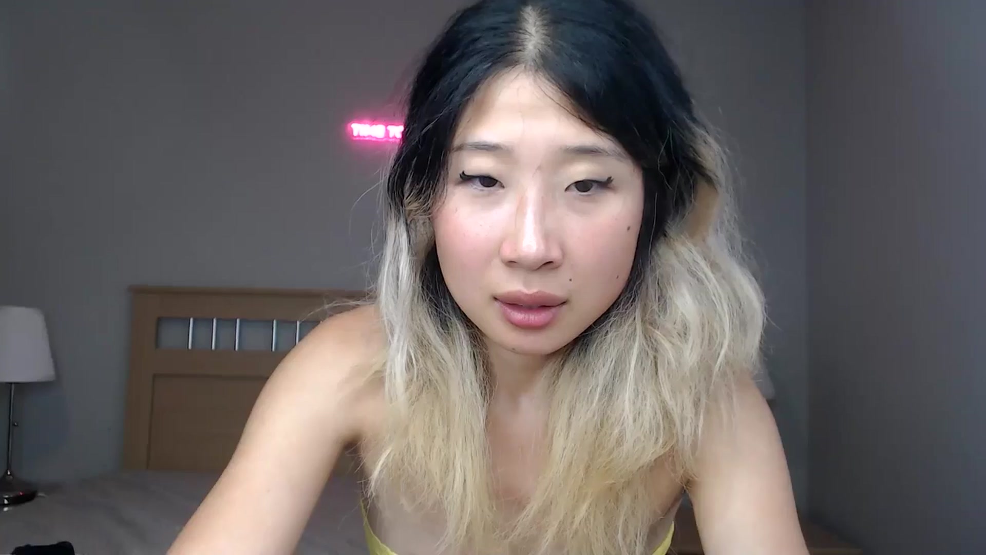 Gallery image thumbnail from Jiwoo's myfreecams stream on, 09/18/2025, 17:56 image 10 of 20