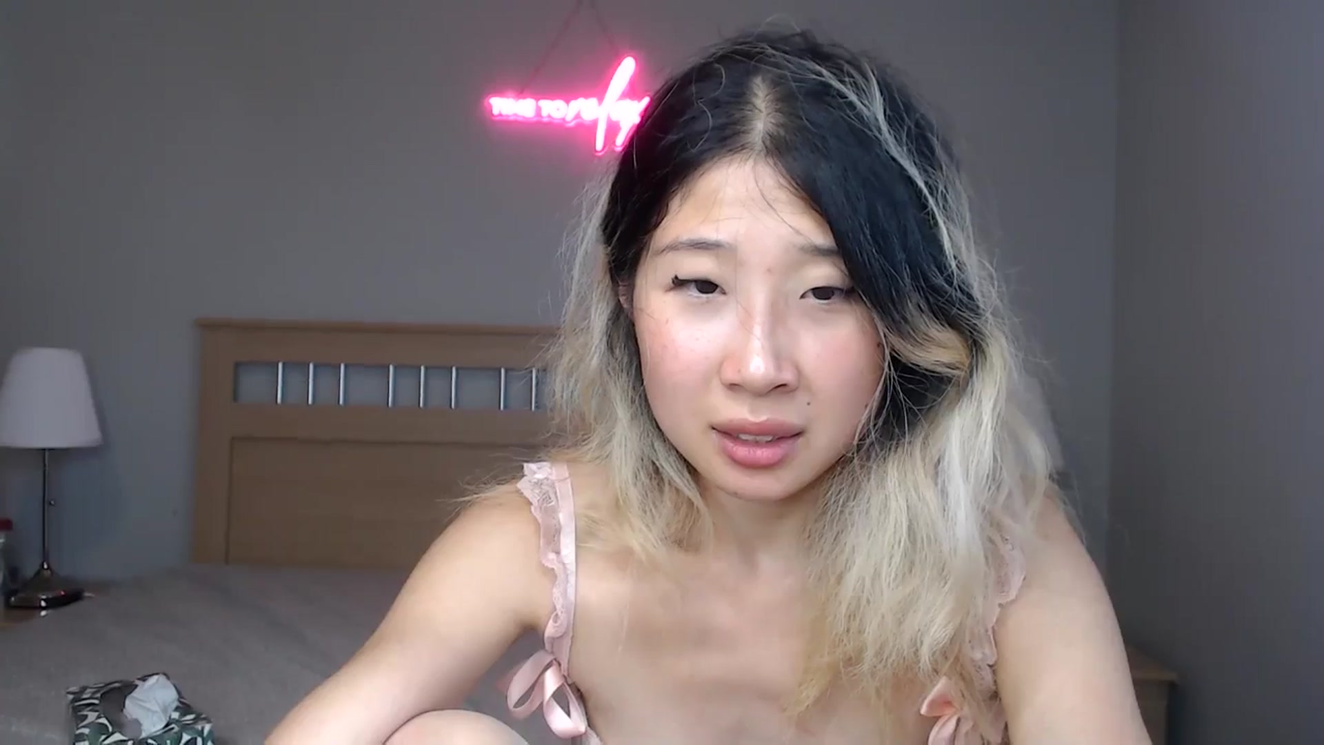 Gallery image thumbnail from Jiwoo's myfreecams stream on, 09/18/2025, 17:56 image 19 of 20