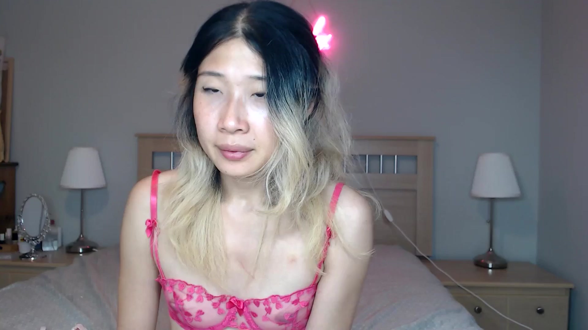Gallery image thumbnail from Jiwoo's myfreecams stream on, 09/20/2025, 01:13 image 1 of 20
