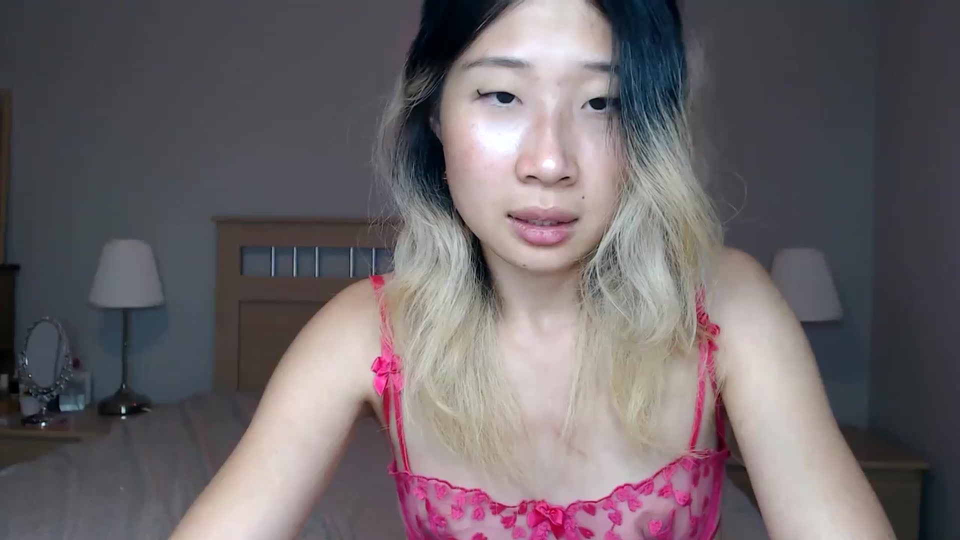 Gallery image thumbnail from Jiwoo's myfreecams stream on, 09/20/2025, 01:13 image 20 of 20