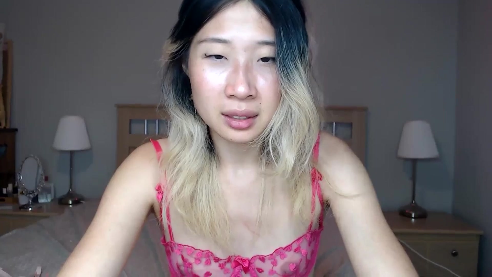 Gallery image thumbnail from Jiwoo's myfreecams stream on, 09/20/2025, 01:13 image 6 of 20