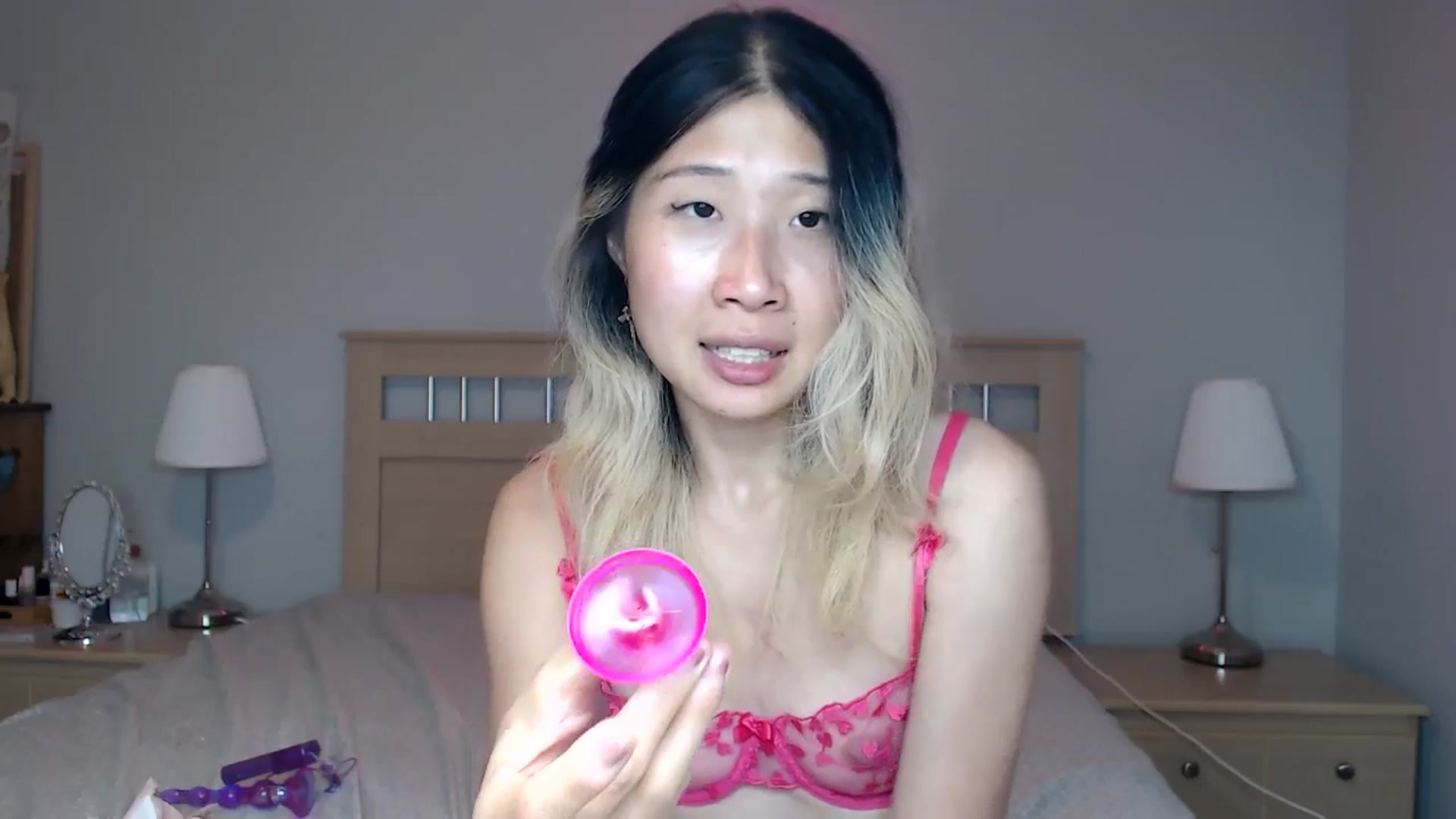 Gallery image thumbnail from Jiwoo's myfreecams stream on, 09/20/2025, 01:13 image 10 of 20
