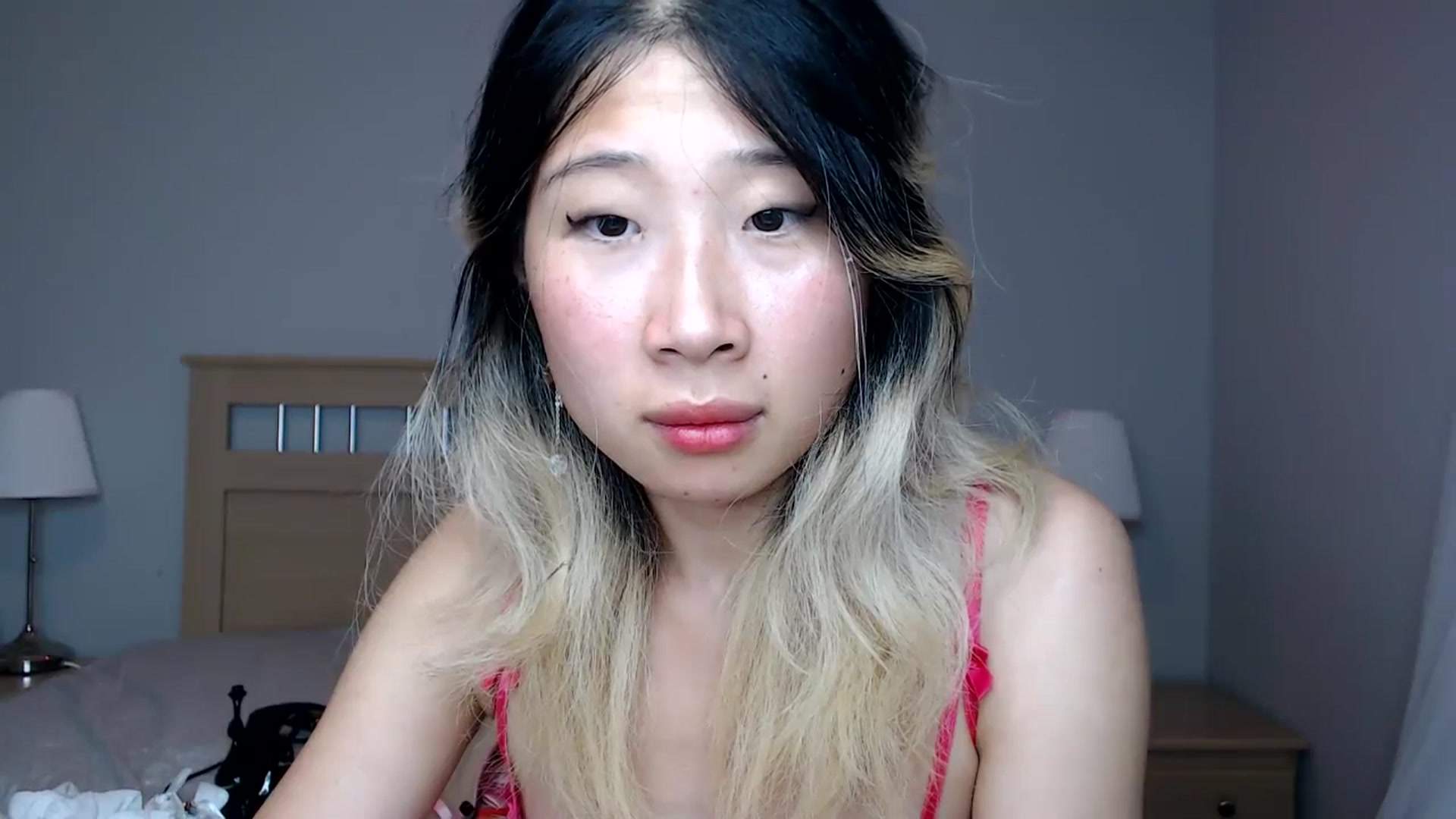 Gallery image thumbnail from Jiwoo's myfreecams stream on, 09/22/2025, 06:09 image 17 of 20