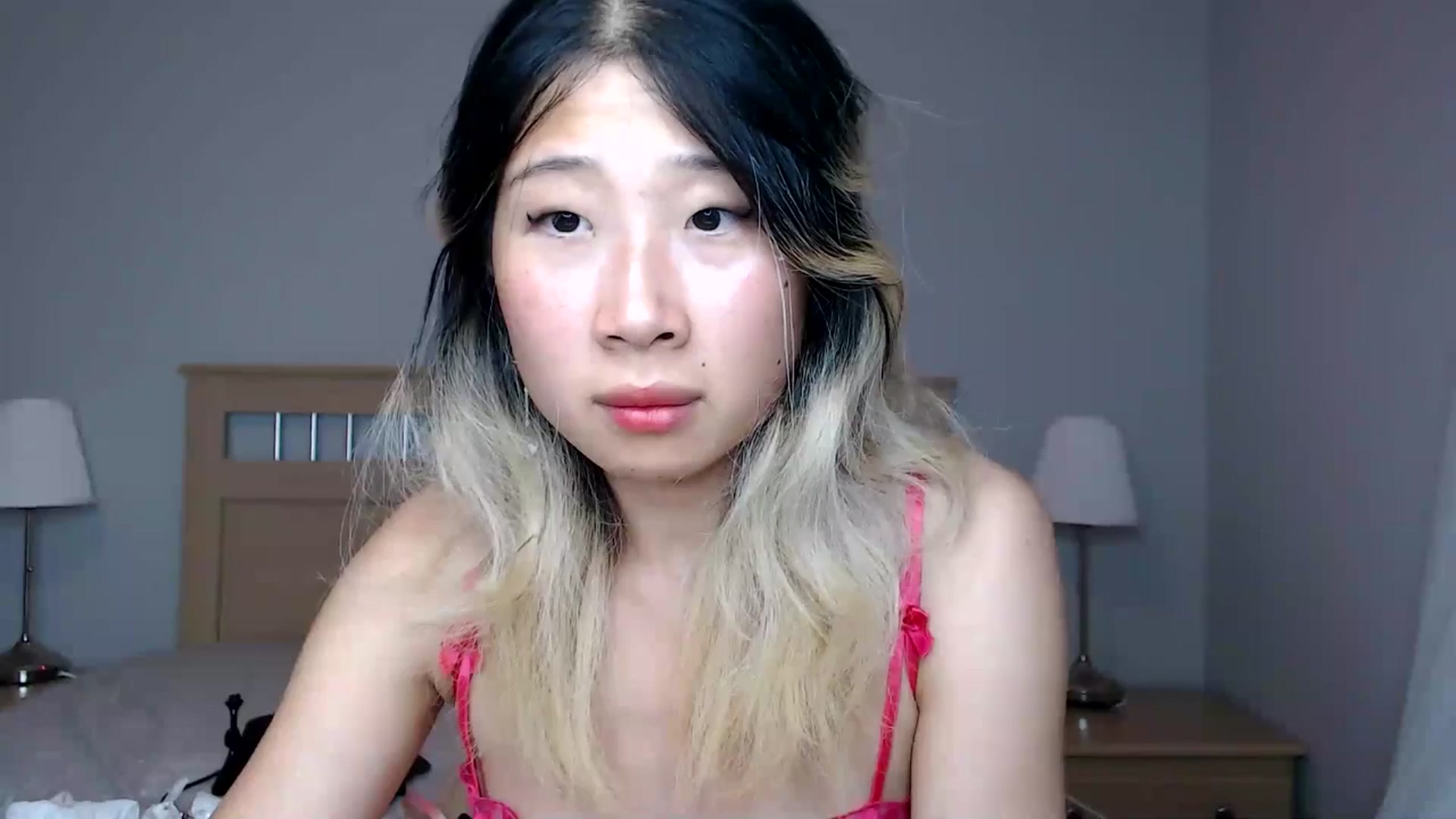 Gallery image thumbnail from Jiwoo's myfreecams stream on, 09/22/2025, 06:09 image 16 of 20