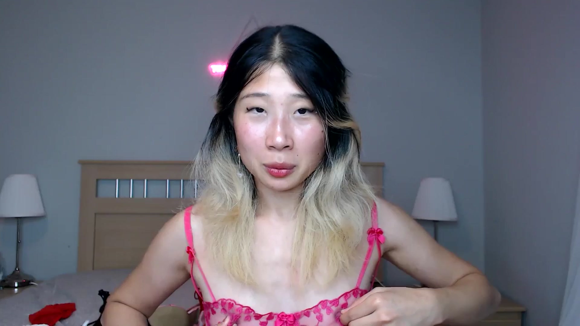 Gallery image thumbnail from Jiwoo's myfreecams stream on, 09/22/2025, 06:09 image 11 of 20