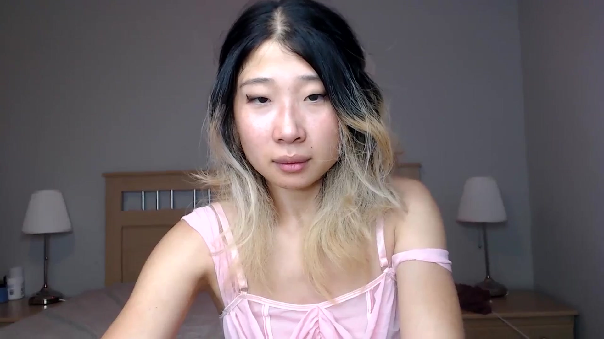Gallery image thumbnail from Jiwoo's myfreecams stream on, 09/25/2025, 06:56 image 10 of 20