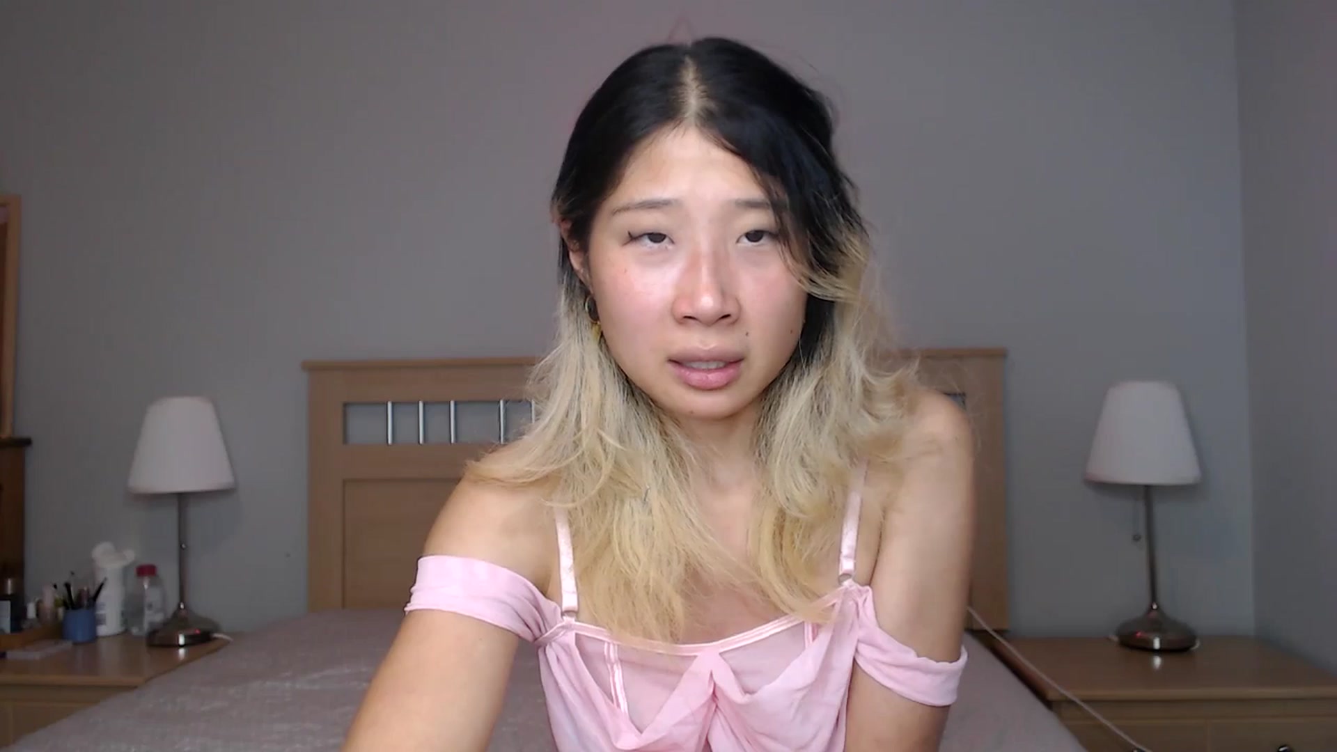 Gallery image thumbnail from Jiwoo's myfreecams stream on, 09/26/2025, 24:01 image 19 of 20