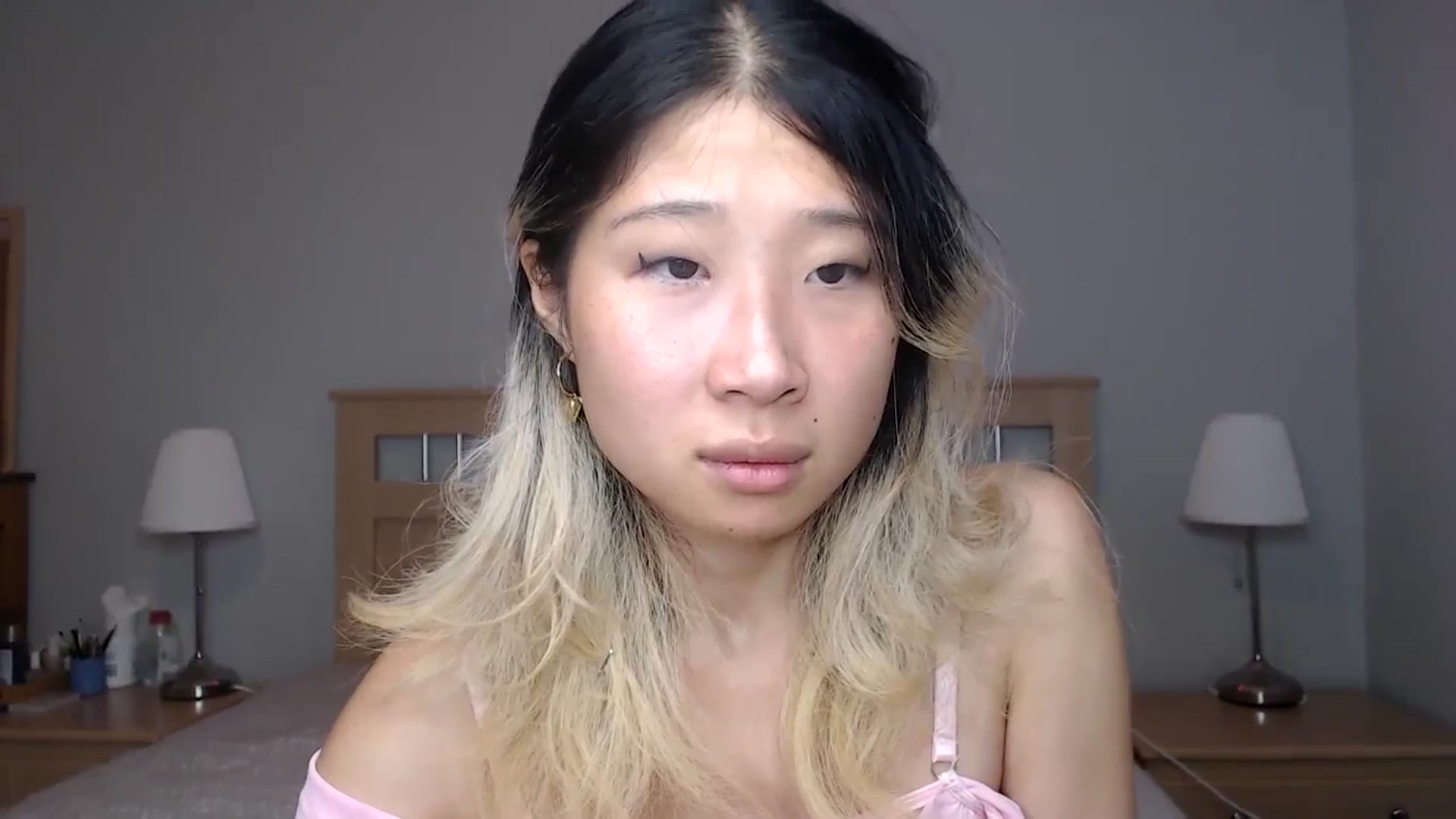 Gallery image thumbnail from Jiwoo's myfreecams stream on, 09/26/2025, 24:01 image 13 of 20