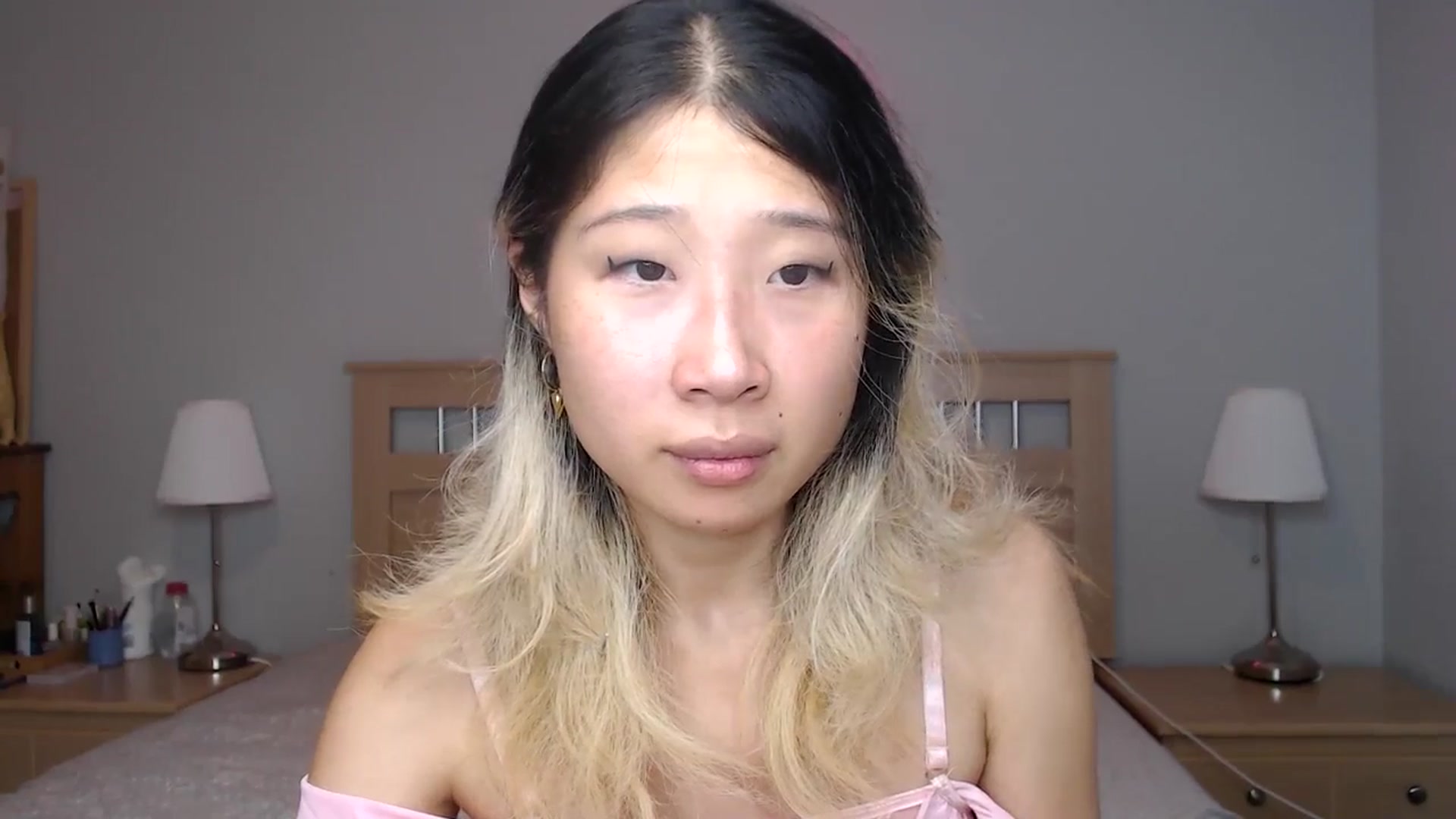 Gallery image thumbnail from Jiwoo's myfreecams stream on, 09/26/2025, 24:01 image 3 of 20
