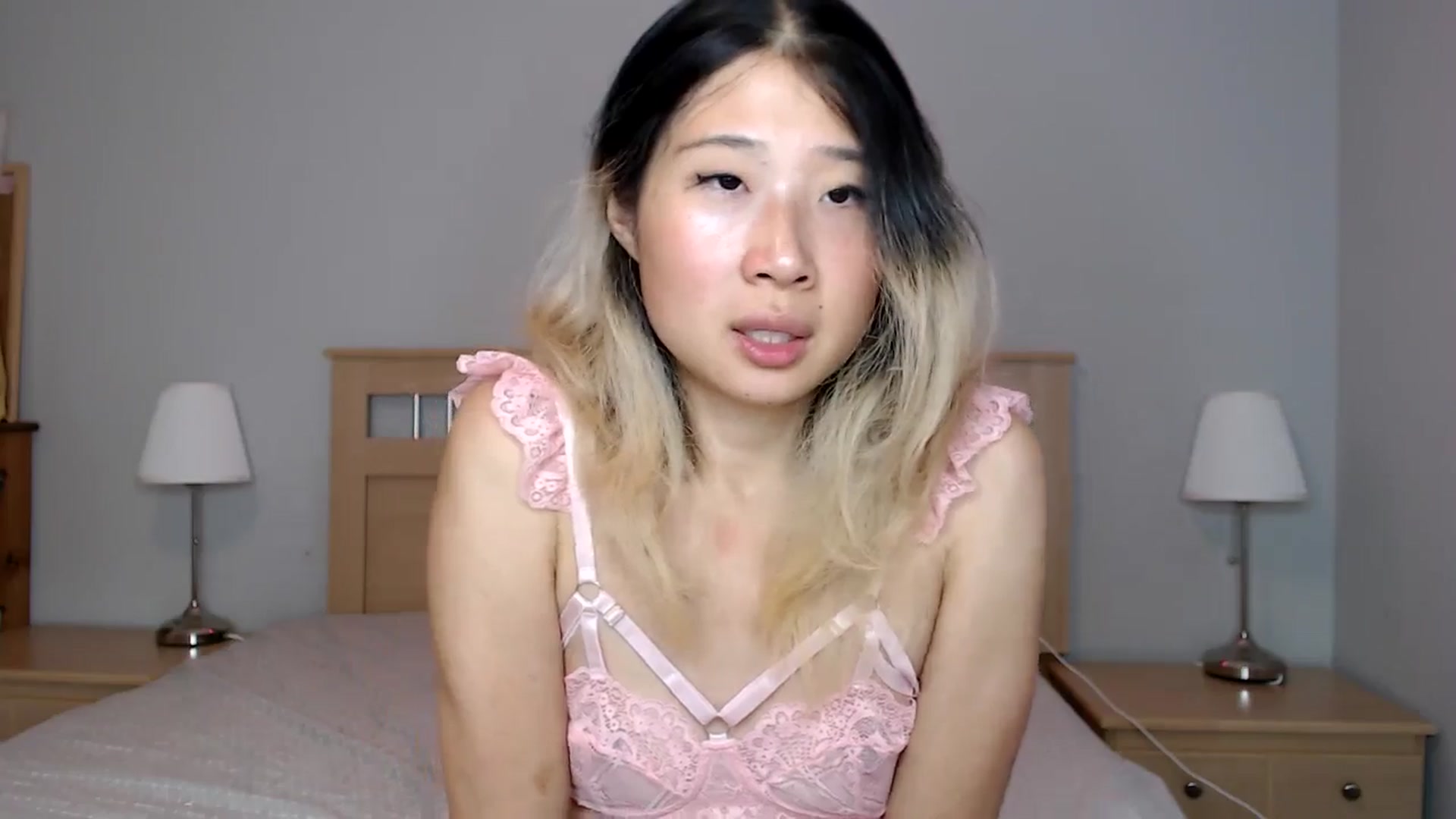 Gallery image thumbnail from Jiwoo's myfreecams stream on, 10/07/2025, 24:53 image 17 of 20