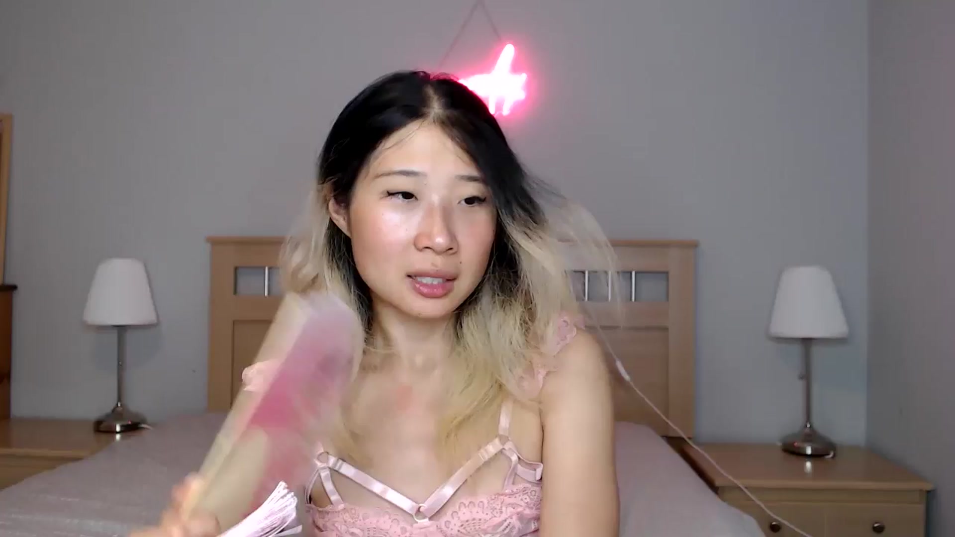 Gallery image thumbnail from Jiwoo's myfreecams stream on, 10/07/2025, 24:53 image 11 of 20