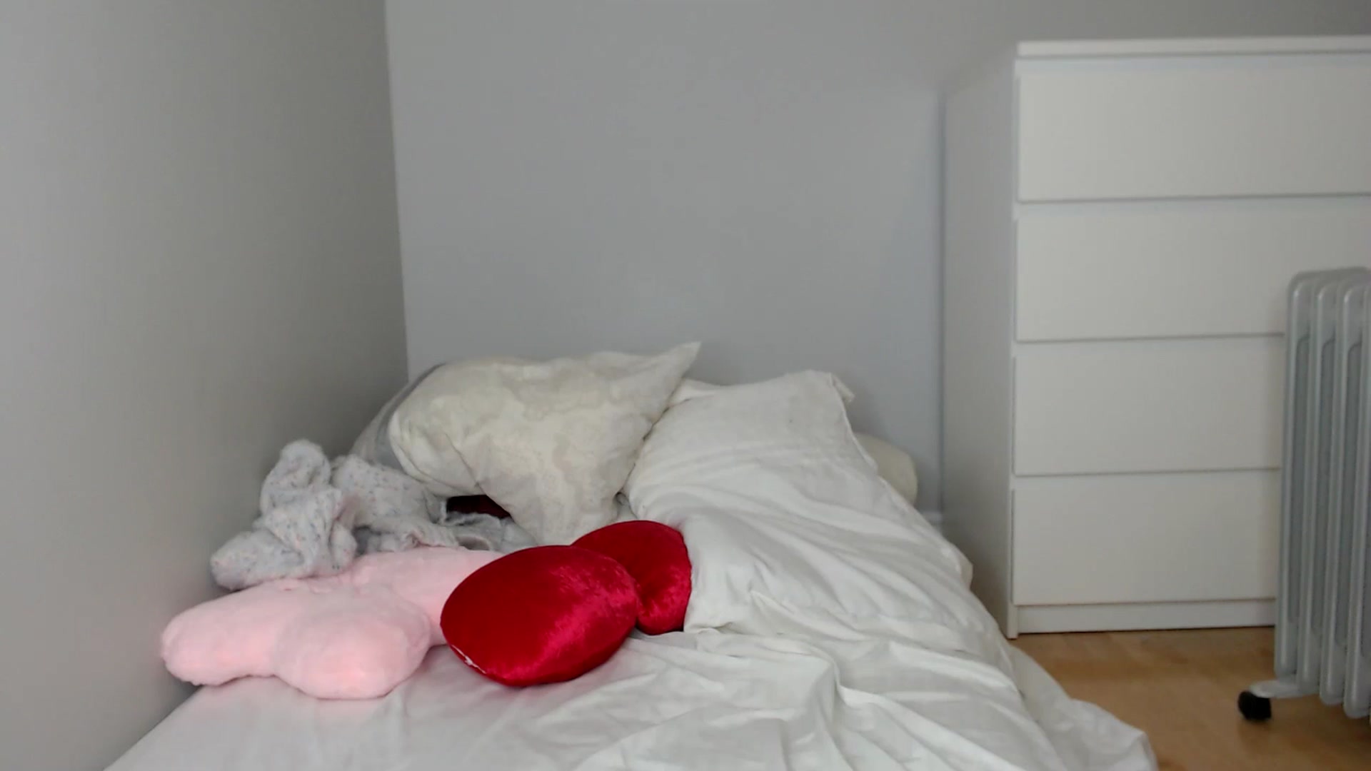 Gallery image thumbnail from Jiwoo's myfreecams stream on, 12/12/2025, 01:50 image 10 of 20