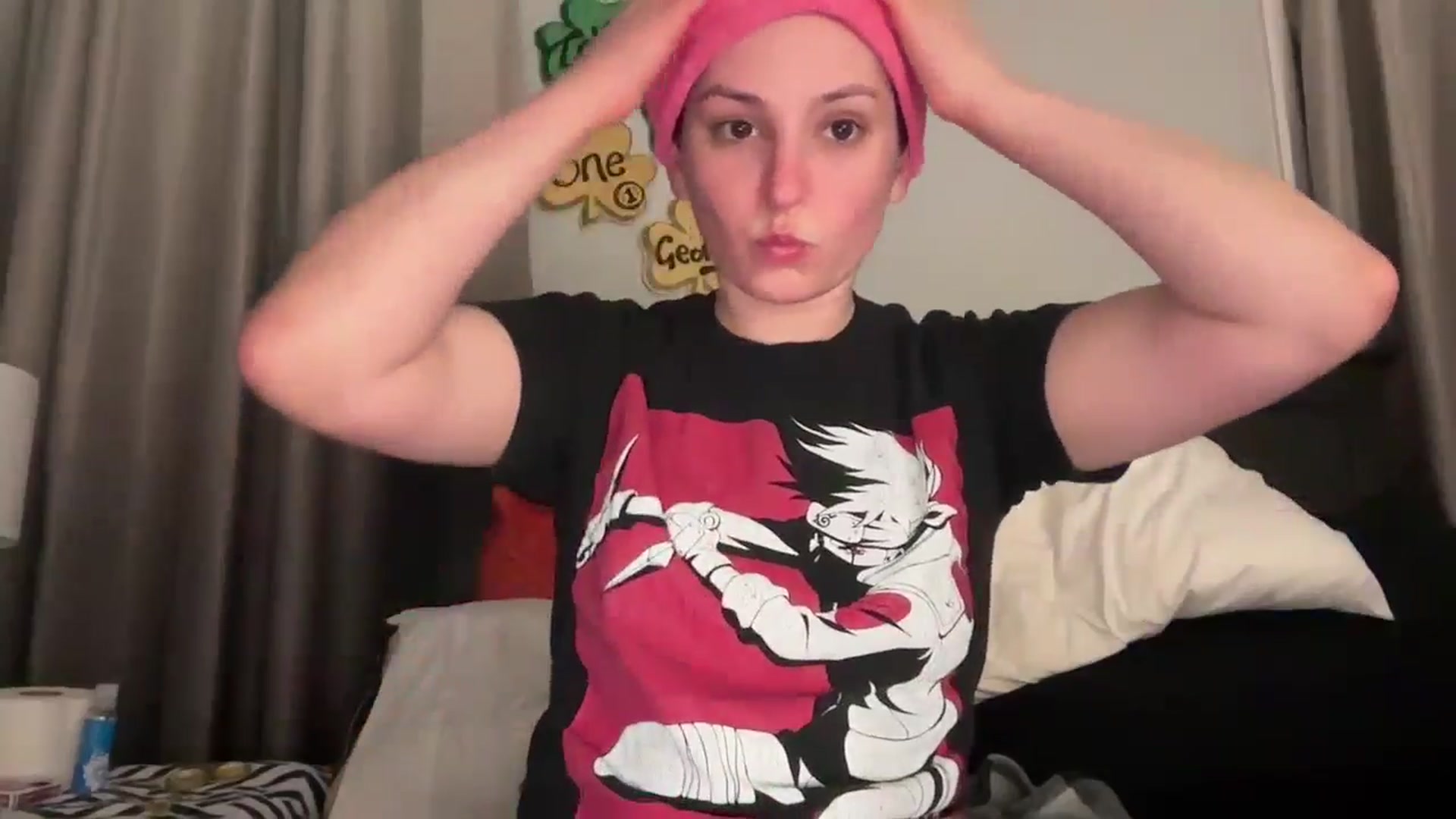 Gallery image thumbnail from JizzaBella's myfreecams stream on, 03/19/2026, 06:25 image 2 of 20