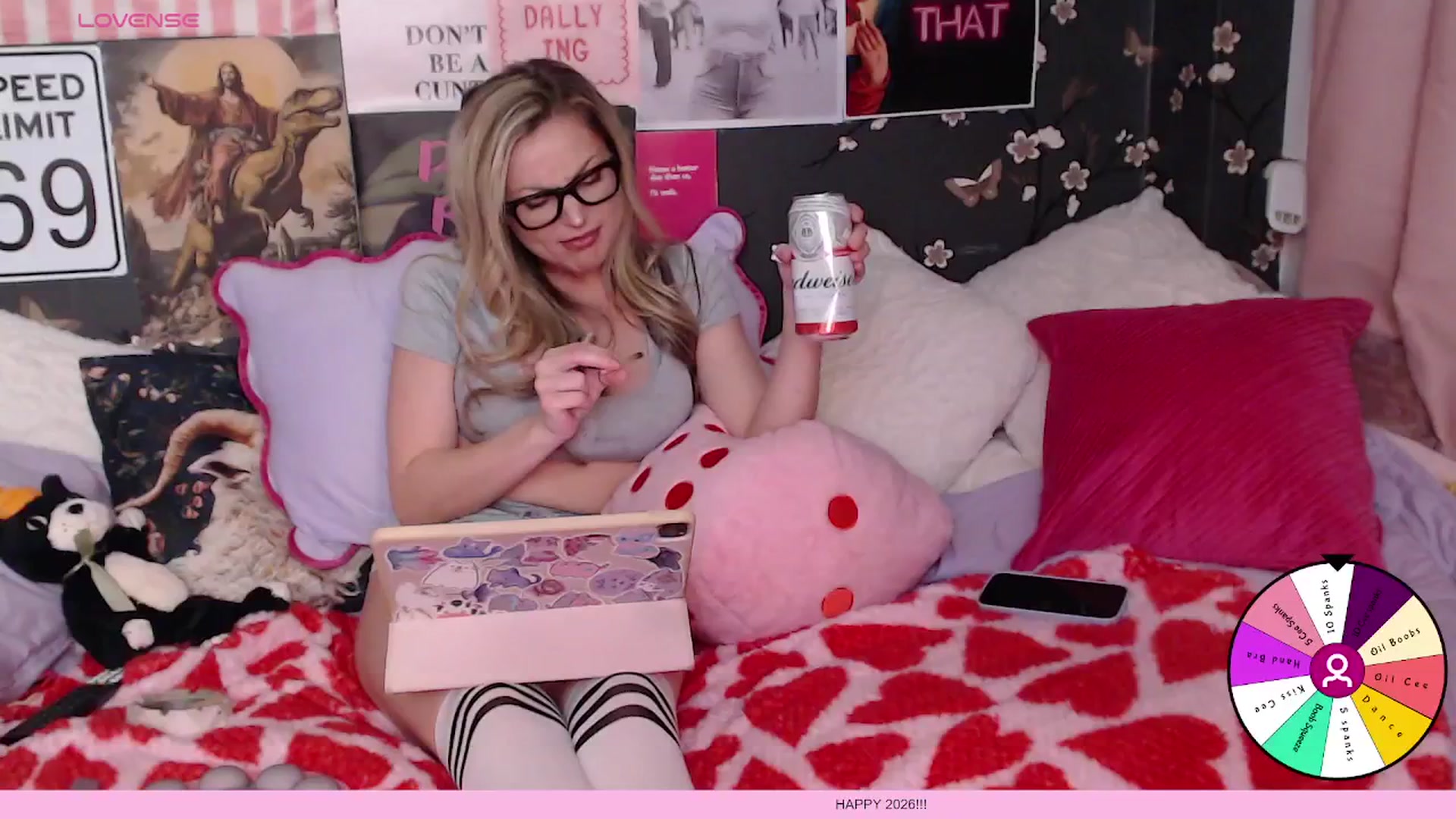 Gallery image thumbnail from Jjjynxx's myfreecams stream on, 03/19/2026, 19:47 image 8 of 20
