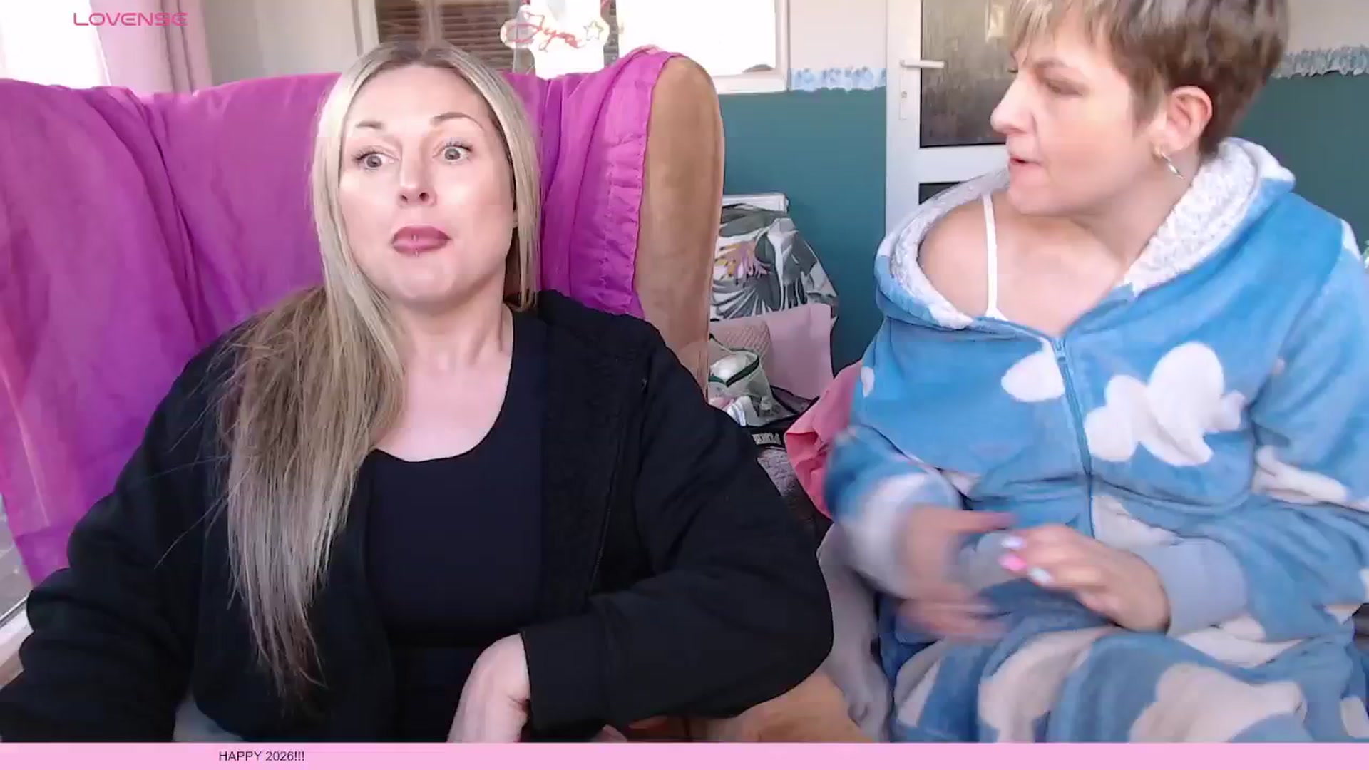 Gallery image thumbnail from Jjjynxx's myfreecams stream on, 03/25/2026, 16:57 image 11 of 20