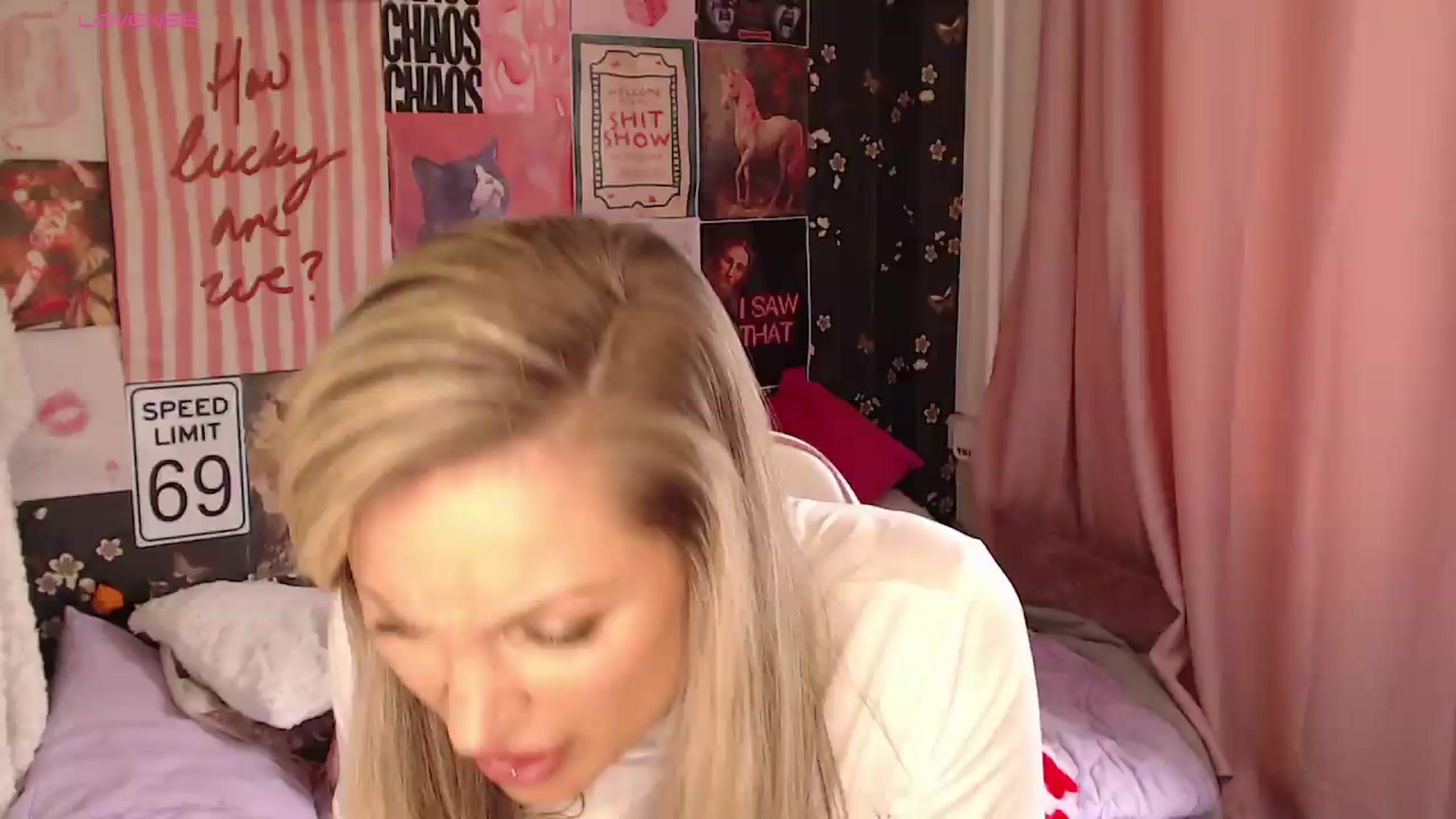 Gallery image thumbnail from Jjjynxx's myfreecams stream on, 05/05/2026, 13:17 image 13 of 20