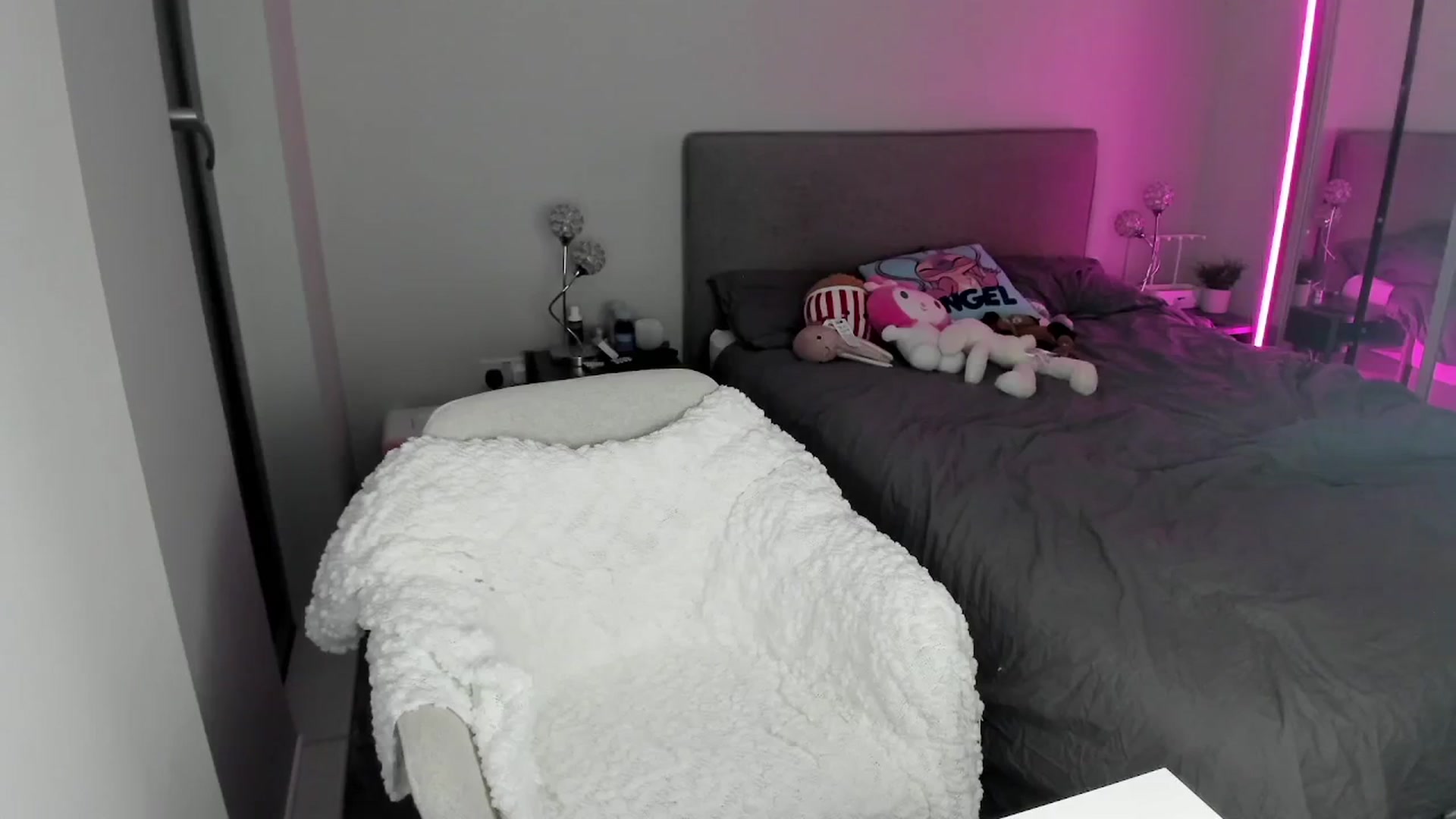 Gallery image thumbnail from Jjulietterose's myfreecams stream on, 08/25/2025, 01:27 image 5 of 20