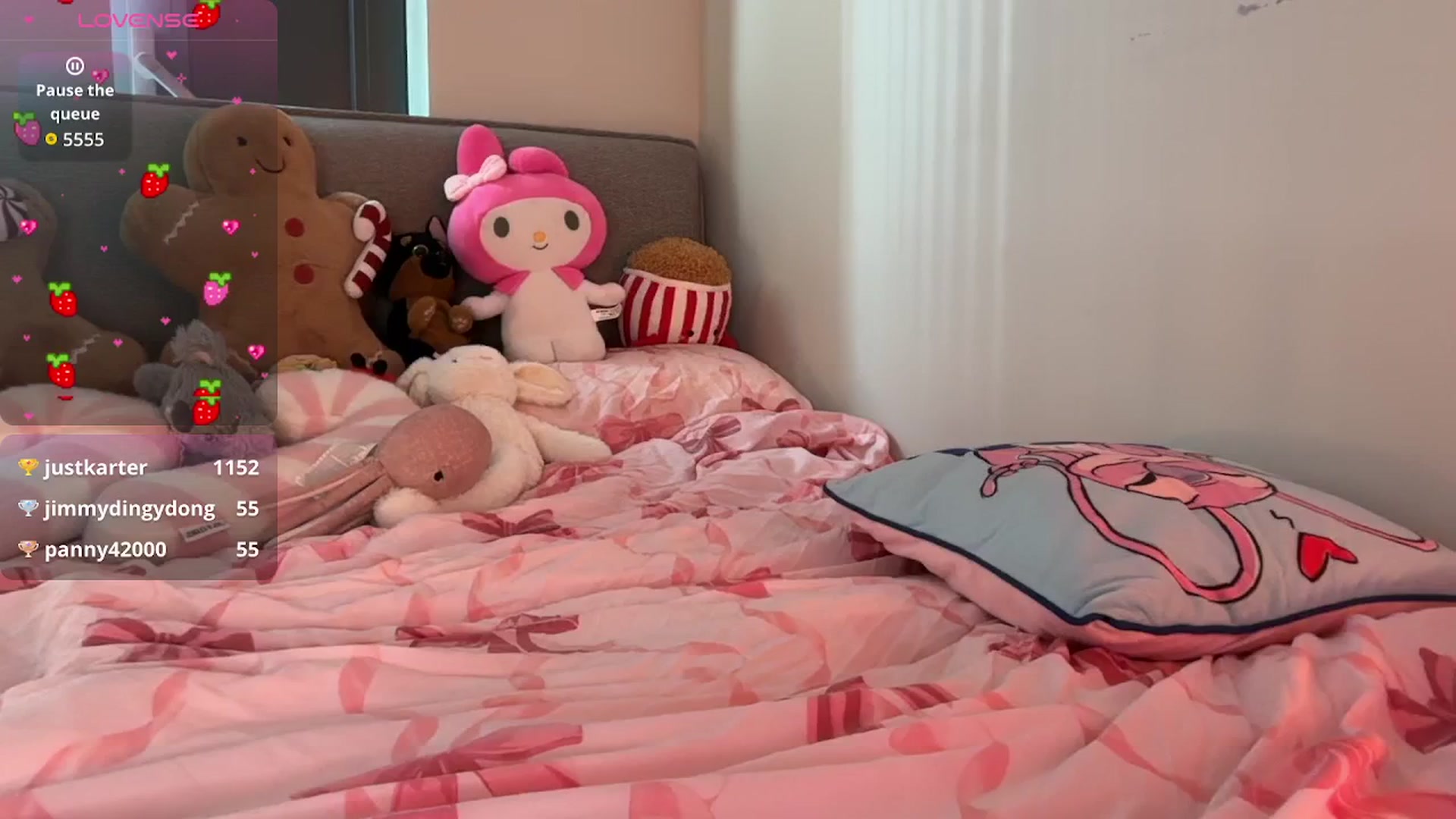 Gallery image thumbnail from Jjulietterose's myfreecams stream on, 04/21/2026, 12:02 image 1 of 20