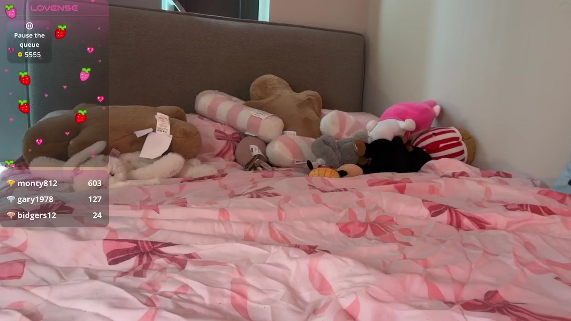 Gallery image thumbnail from Jjulietterose's myfreecams stream on, 05/01/2026, 10:38 image 14 of 20