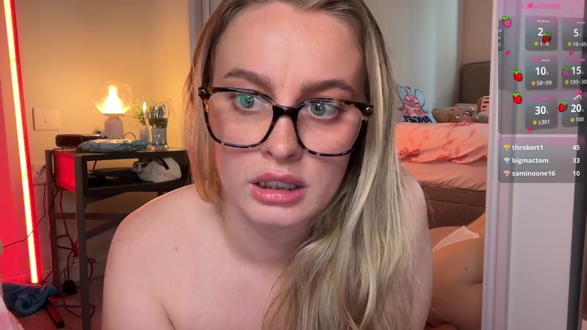 Gallery image thumbnail from Jjulietterose's myfreecams stream on, 05/04/2026, 10:32 image 11 of 20