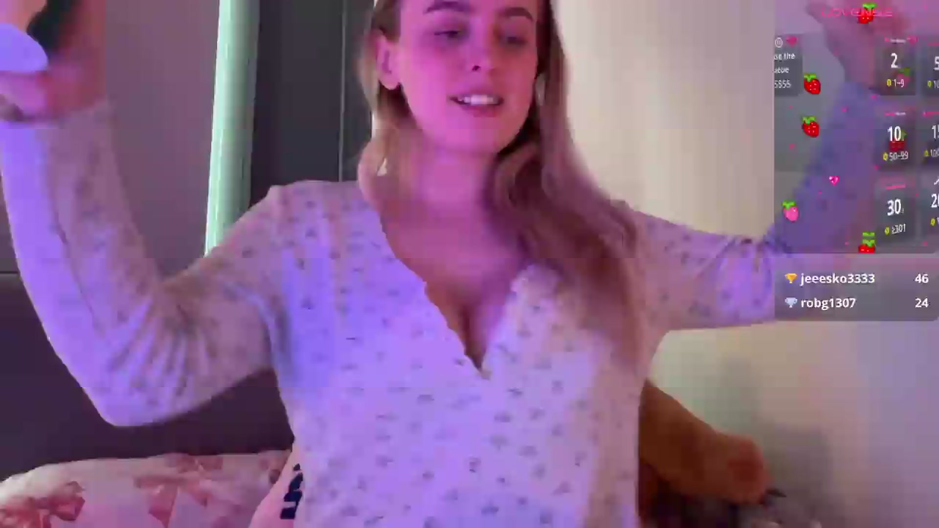 Gallery image thumbnail from Jjulietterose's myfreecams stream on, 05/10/2026, 11:59 image 3 of 20