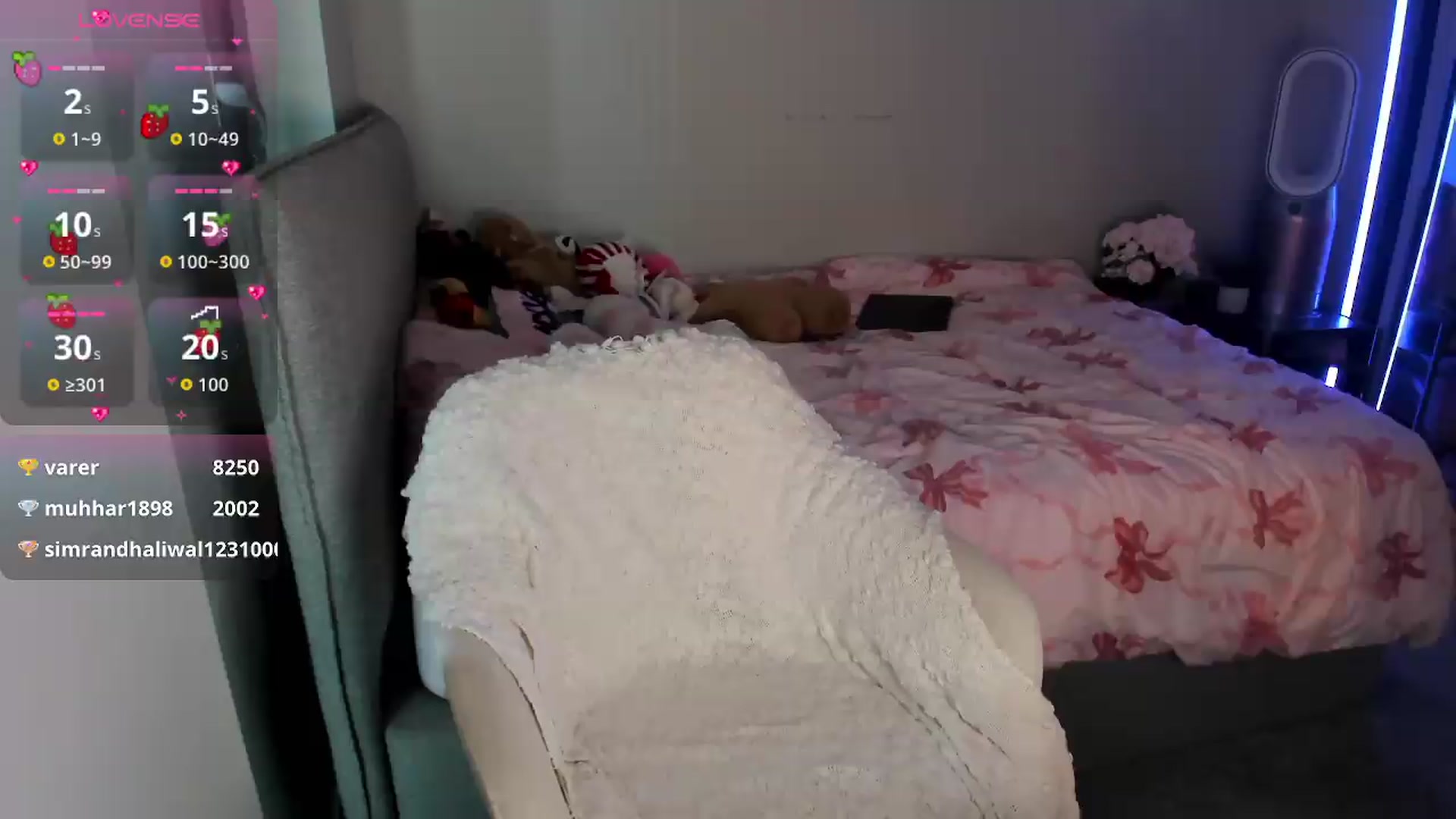 Gallery image thumbnail from Jjulietterose's myfreecams stream on, 06/28/2026, 14:22 image 3 of 20