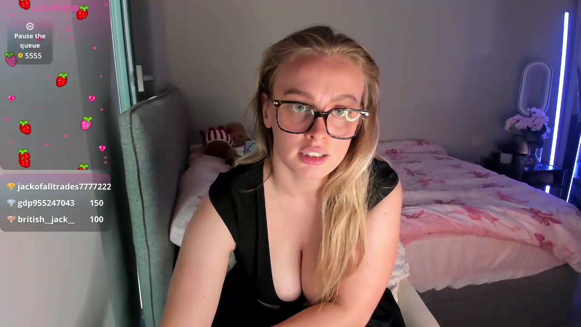 Gallery image thumbnail from Jjulietterose's myfreecams stream on, 07/05/2026, 11:48 image 9 of 20