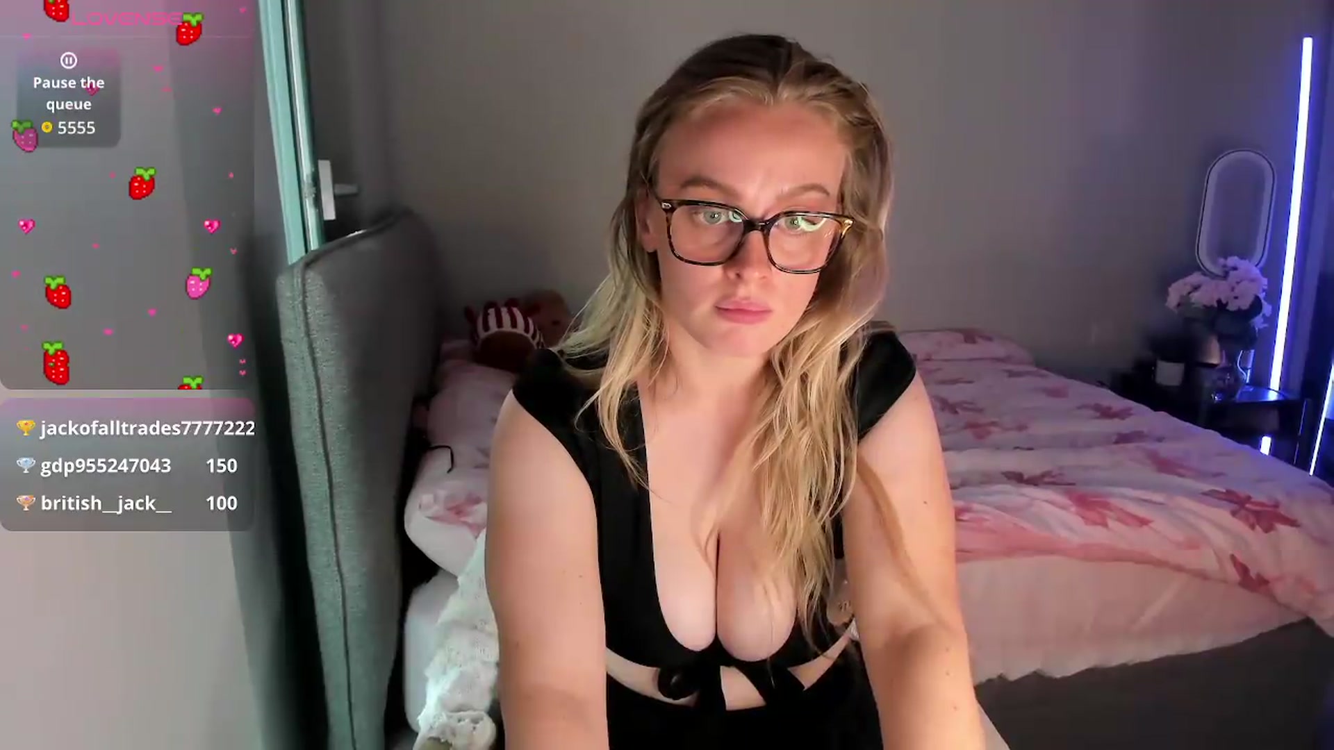 Gallery image thumbnail from Jjulietterose's myfreecams stream on, 07/05/2026, 11:48 image 18 of 20