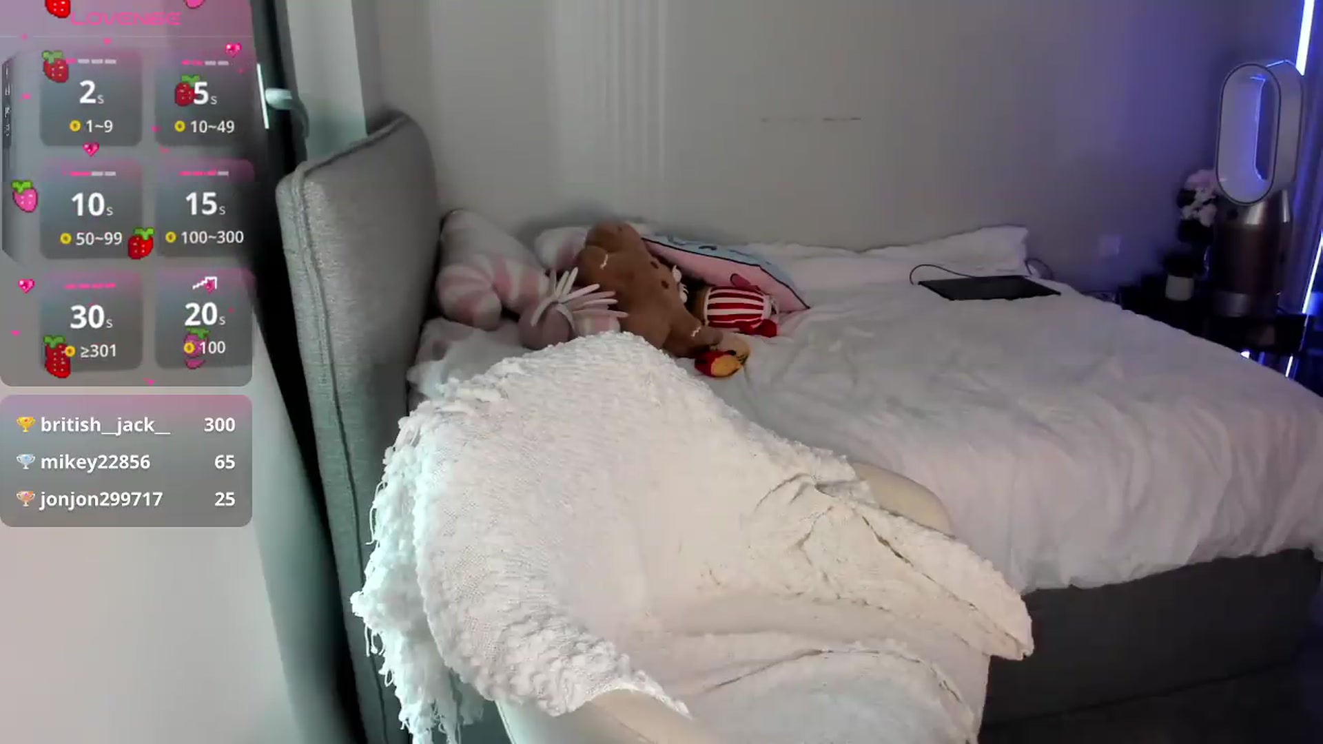 Gallery image thumbnail from Jjulietterose's myfreecams stream on, 07/18/2026, 11:14 image 13 of 20
