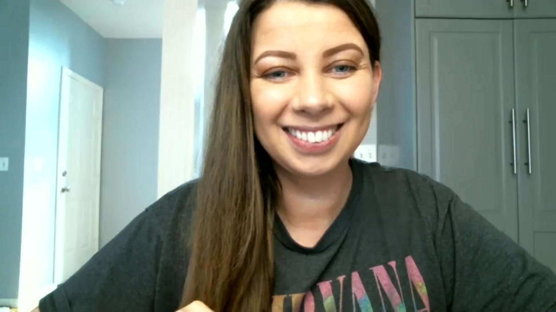 Gallery image thumbnail from Jlove89's myfreecams stream on, 11/16/2024, 19:02 image 16 of 20