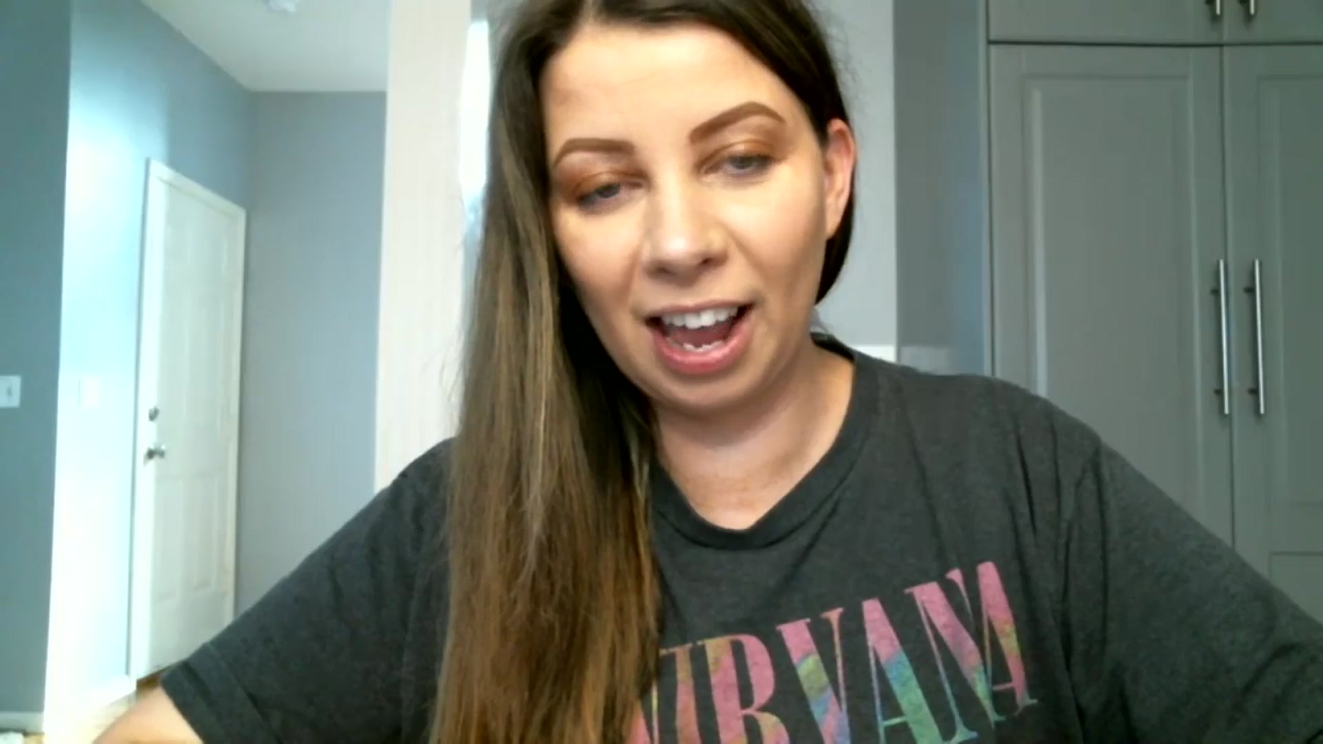 Gallery image thumbnail from Jlove89's myfreecams stream on, 11/16/2024, 19:02 image 15 of 20