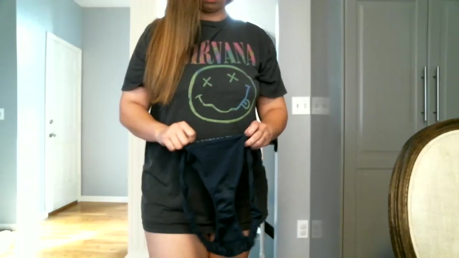 Gallery image thumbnail from Jlove89's myfreecams stream on, 11/16/2024, 19:02 image 2 of 20