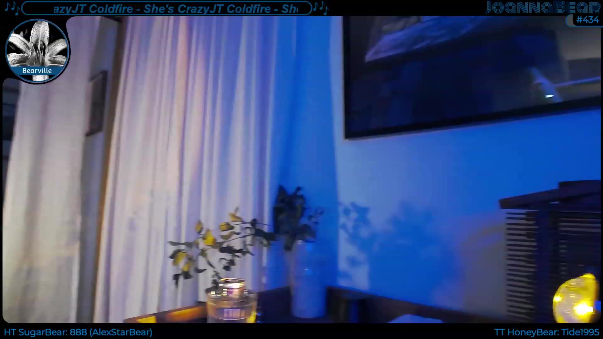 Gallery image thumbnail from JoBearr's myfreecams stream on, 11/17/2022, 02:20 image 4 of 20