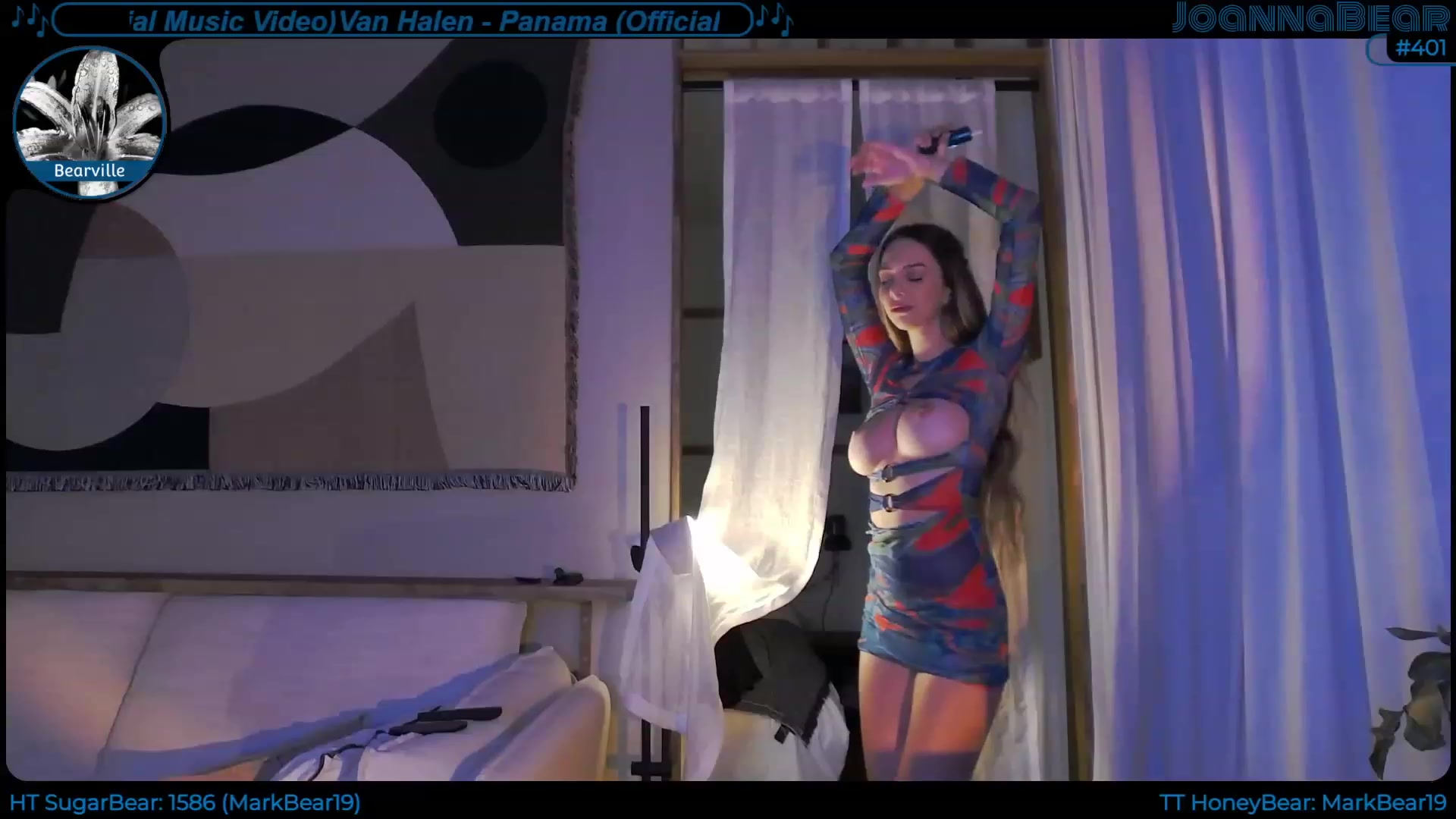 Gallery image thumbnail from JoBearr's myfreecams stream on, 11/19/2022, 01:13 image 8 of 20