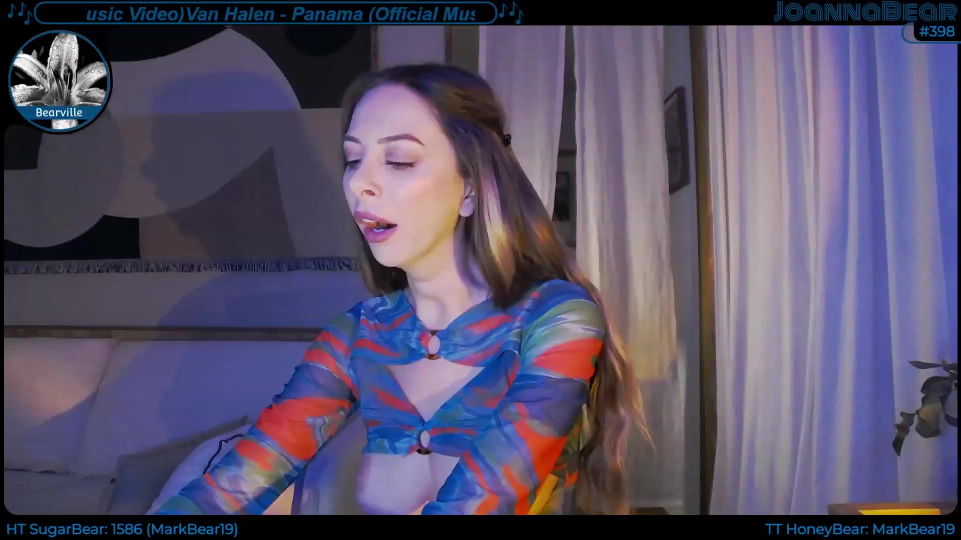 Gallery image thumbnail from JoBearr's myfreecams stream on, 11/19/2022, 01:53 image 4 of 20