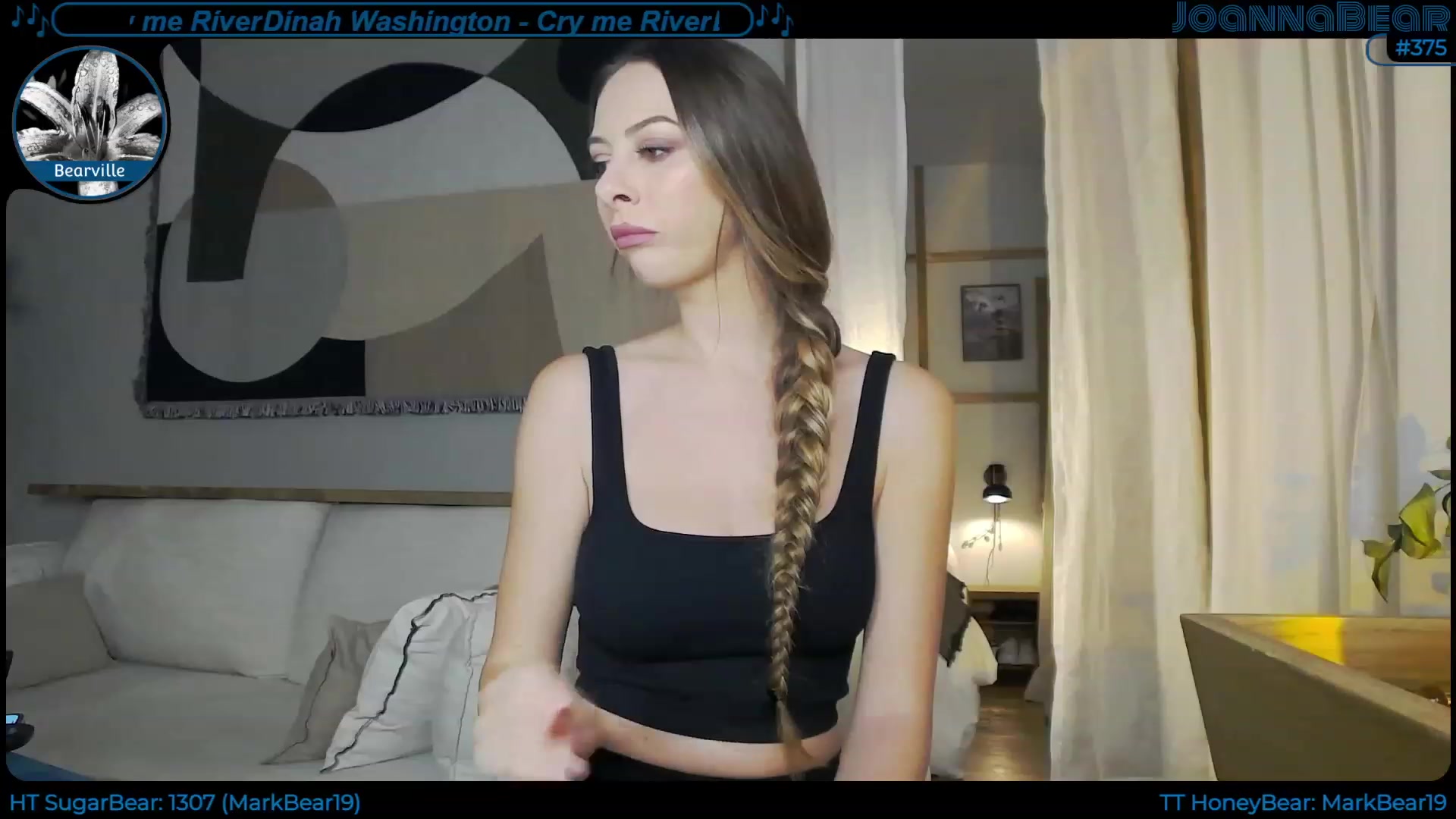 Gallery image thumbnail from JoBearr's myfreecams stream on, 11/20/2022, 24:28 image 4 of 20