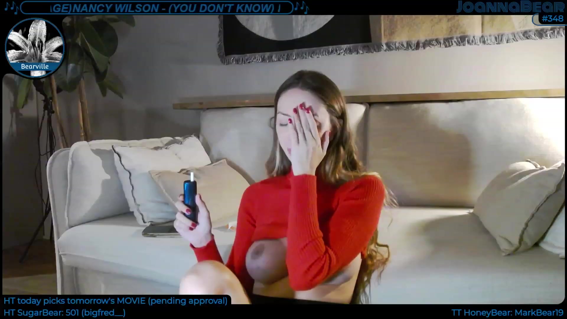 Gallery image thumbnail from JoBearr's myfreecams stream on, 12/01/2022, 24:08 image 14 of 20