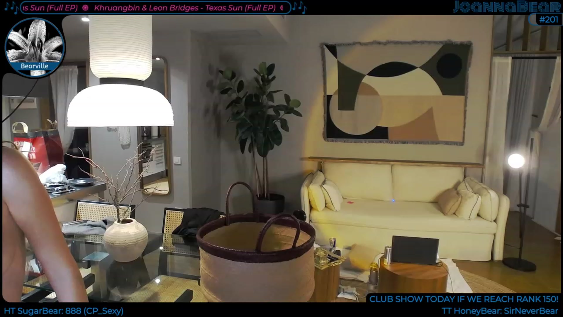 Gallery image thumbnail from JoBearr's myfreecams stream on, 12/04/2022, 03:35 image 12 of 20