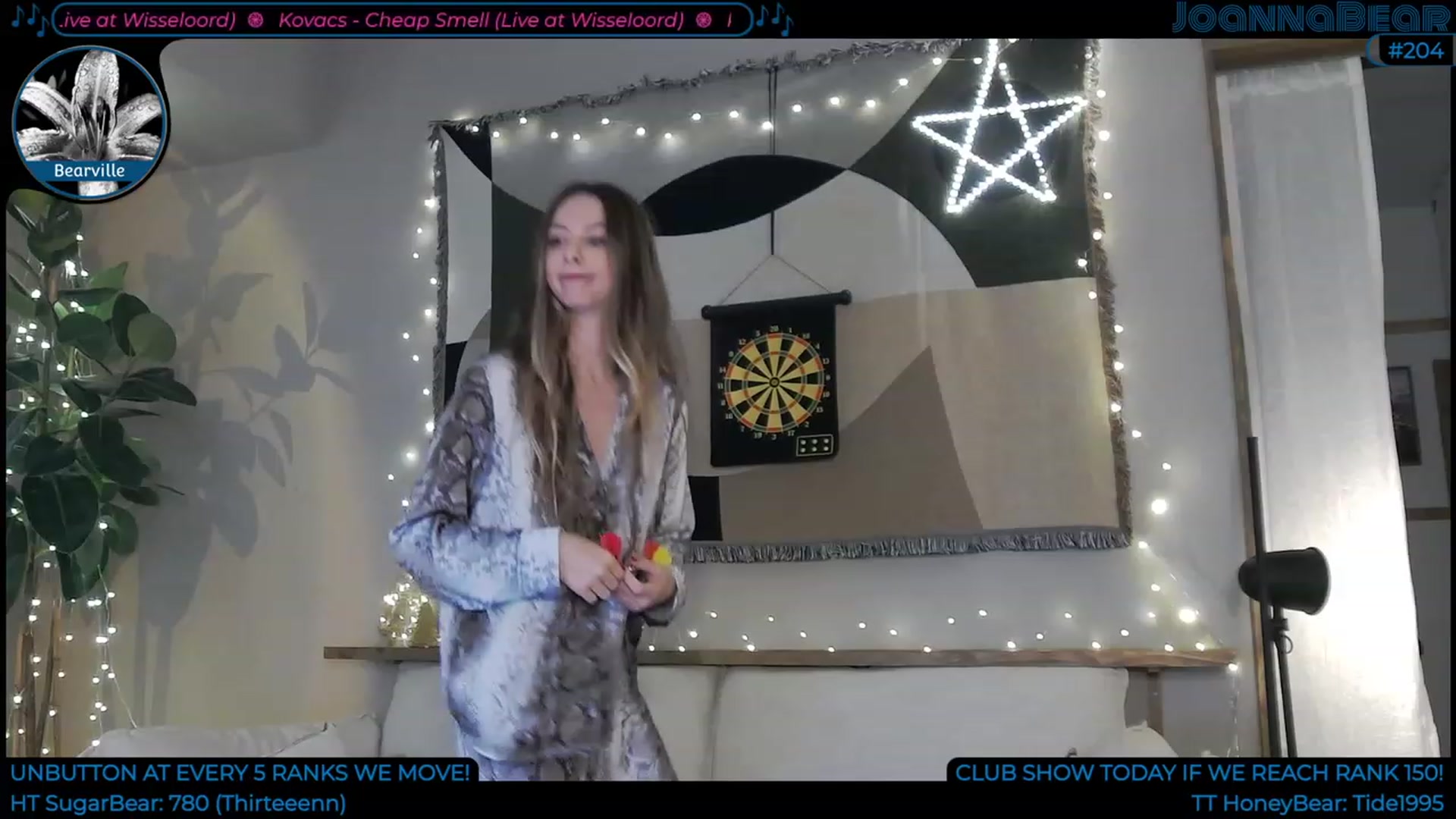 Gallery image thumbnail from JoBearr's myfreecams stream on, 12/11/2022, 05:10 image 16 of 20