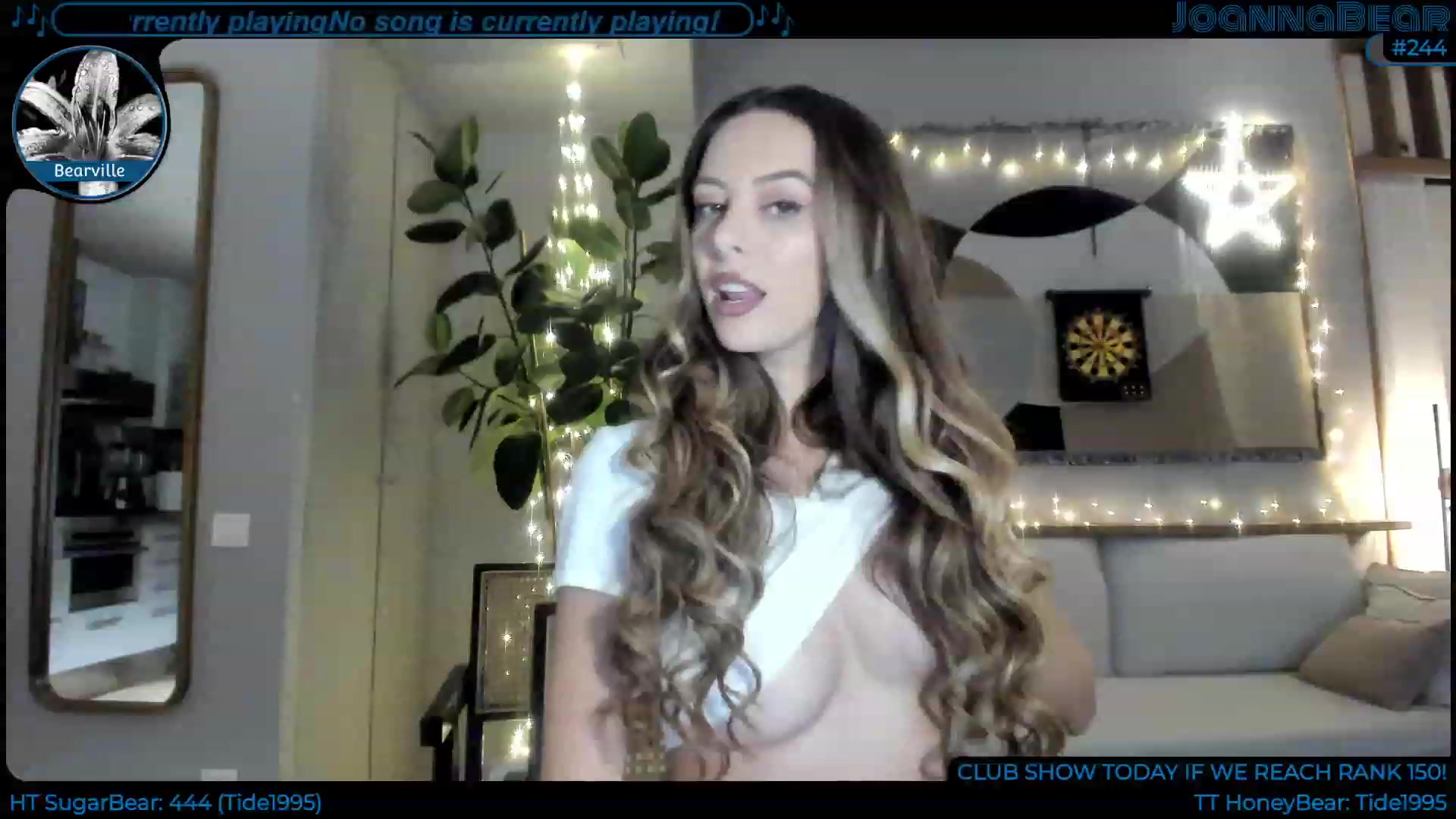 Gallery image thumbnail from JoBearr's myfreecams stream on, 12/15/2022, 24:56 image 9 of 20