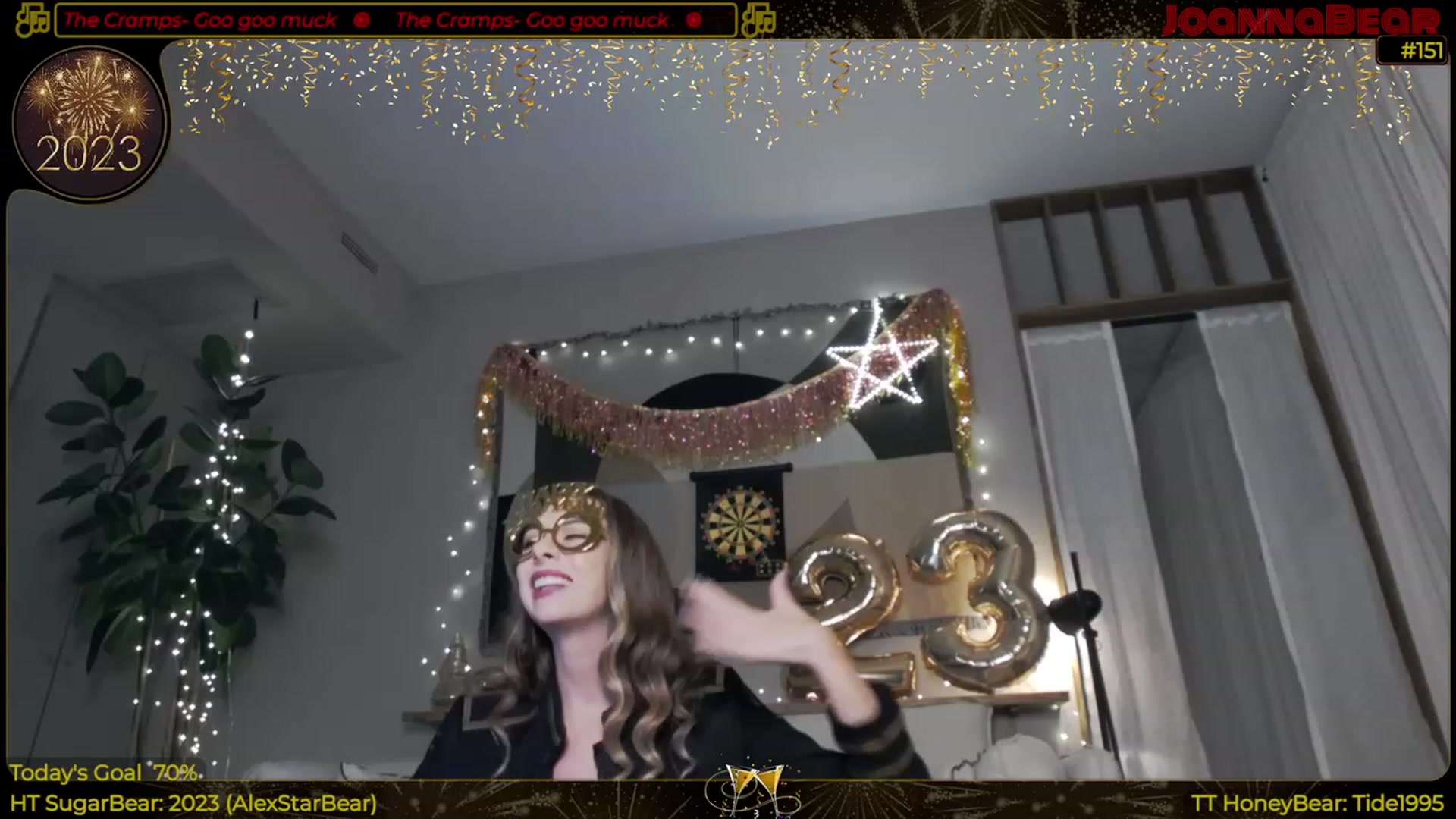 Gallery image thumbnail from JoBearr's myfreecams stream on, 01/01/2023, 24:29 image 11 of 20