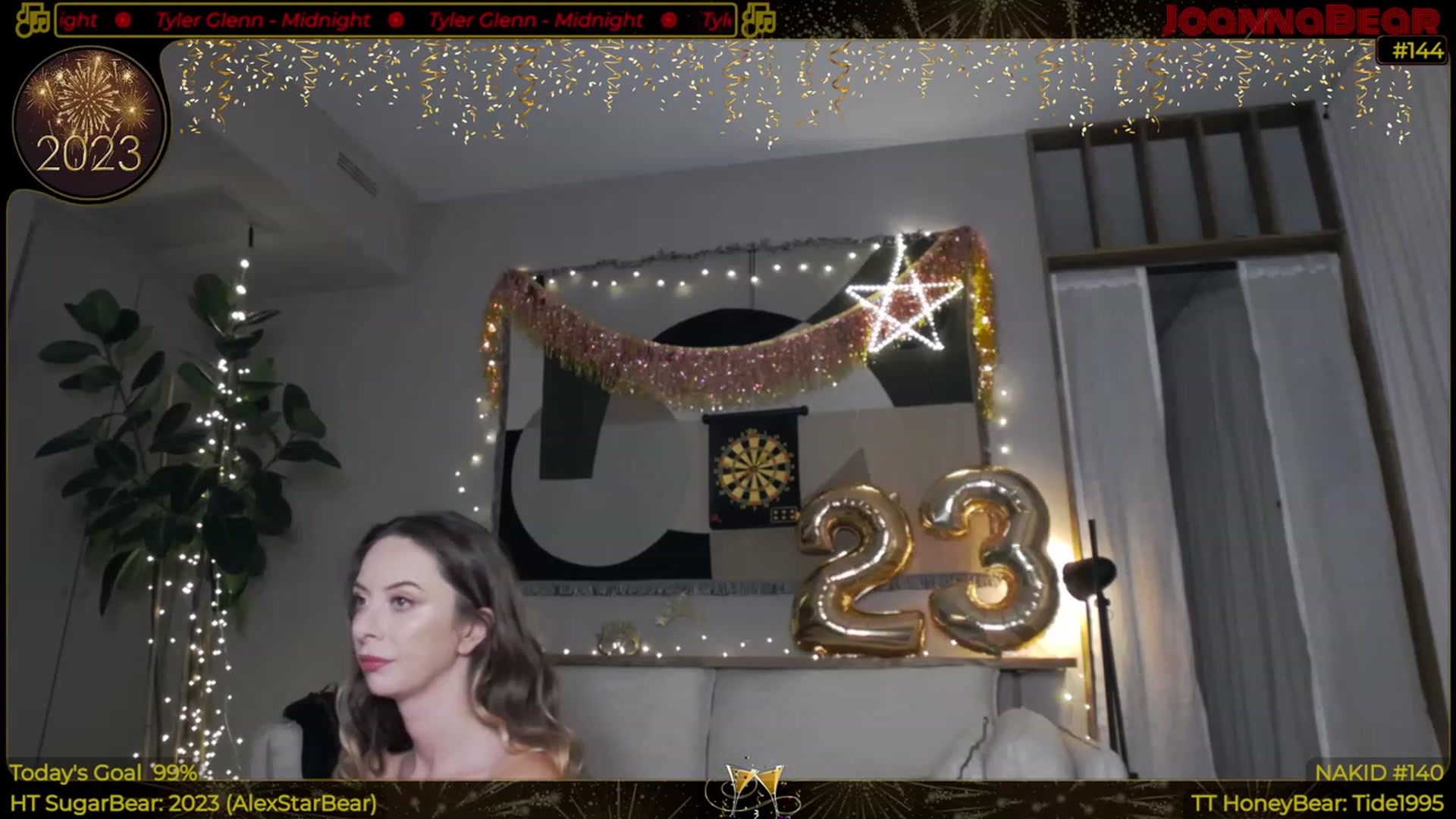 Gallery image thumbnail from JoBearr's myfreecams stream on, 01/01/2023, 02:50 image 18 of 20